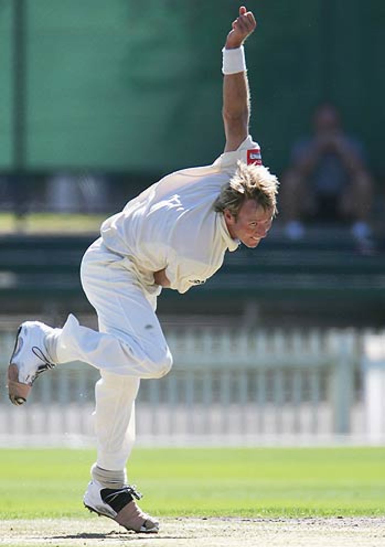 Gerard Denton chipped in with three wickets at Melbourne, 
Victoria v Western Australia, Pura Cup, Melbourne, 1st day, March 10 2006