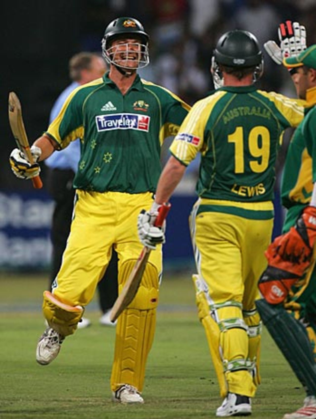 Stuart Clark and Mick Lewis celebrate the winning runs, South Africa v Australia, 4th ODI, Durban, March 10, 2006