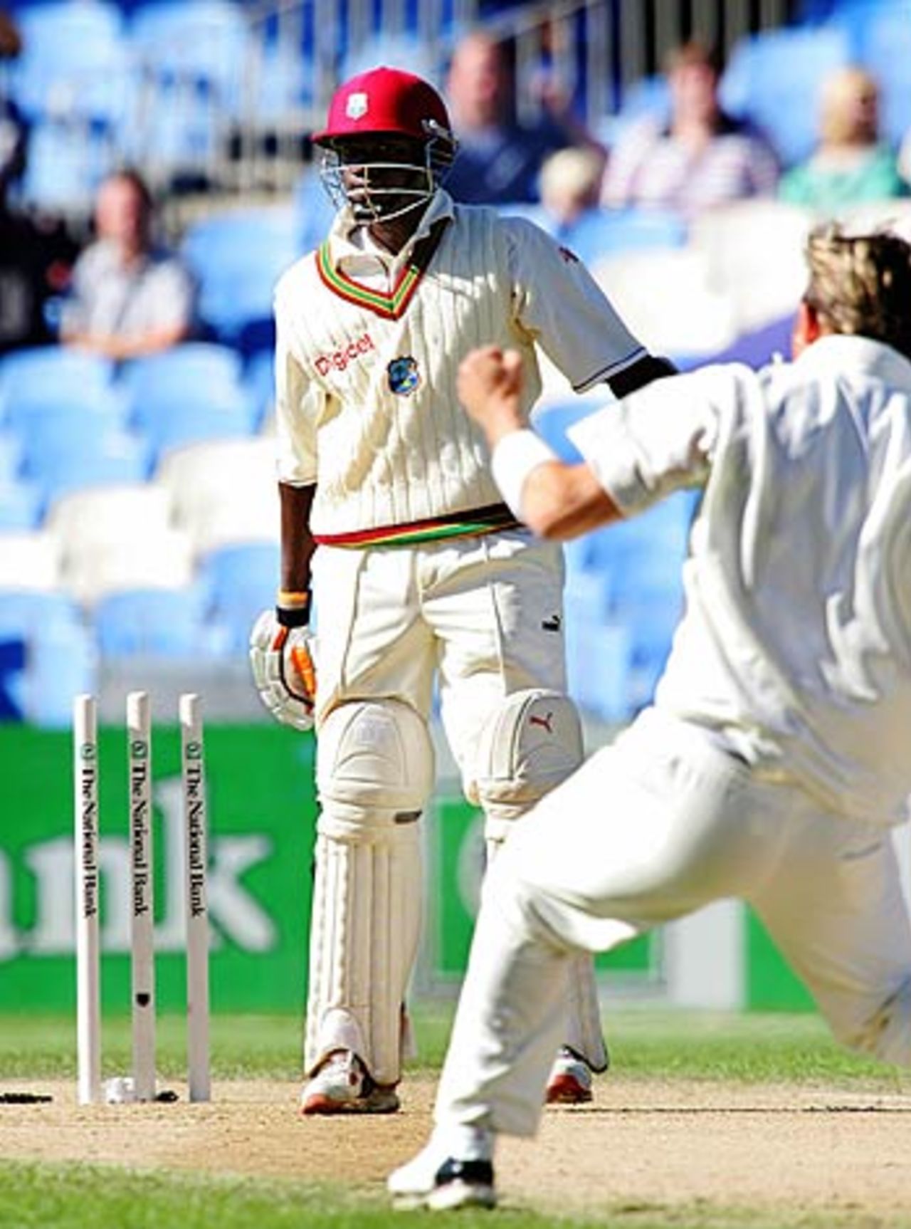 Shane Bond seals the win after getting rid of Jerome Taylor, New Zealand v West Indies, 1st Test, Auckland, 5th day, March 13 2006