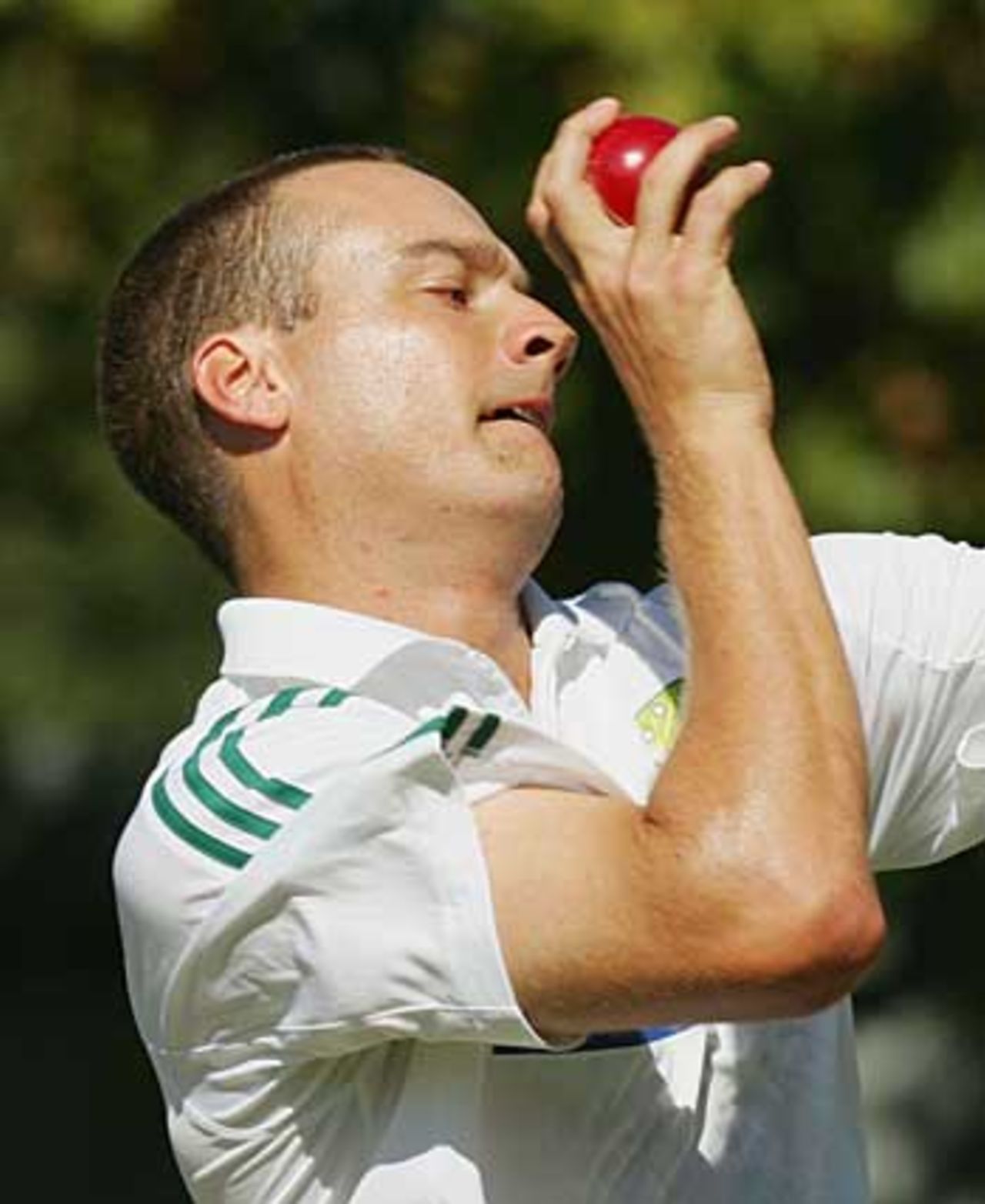 Stuart Clark is a picture of concentration as he prepares to bowl during a net session ahead of the first Test, South Africa v Australia, Cape Town, March 15, 2006