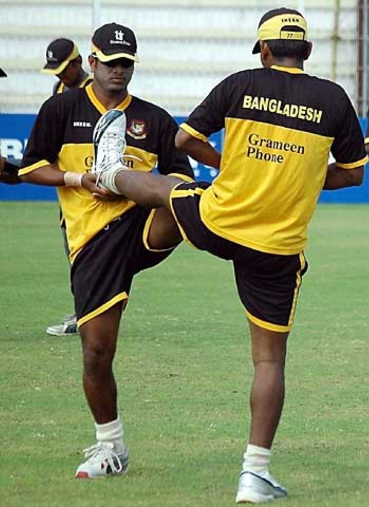The Bangladesh team do some stretching ahead of the first one-dayer, Bogra, March 16, 2006