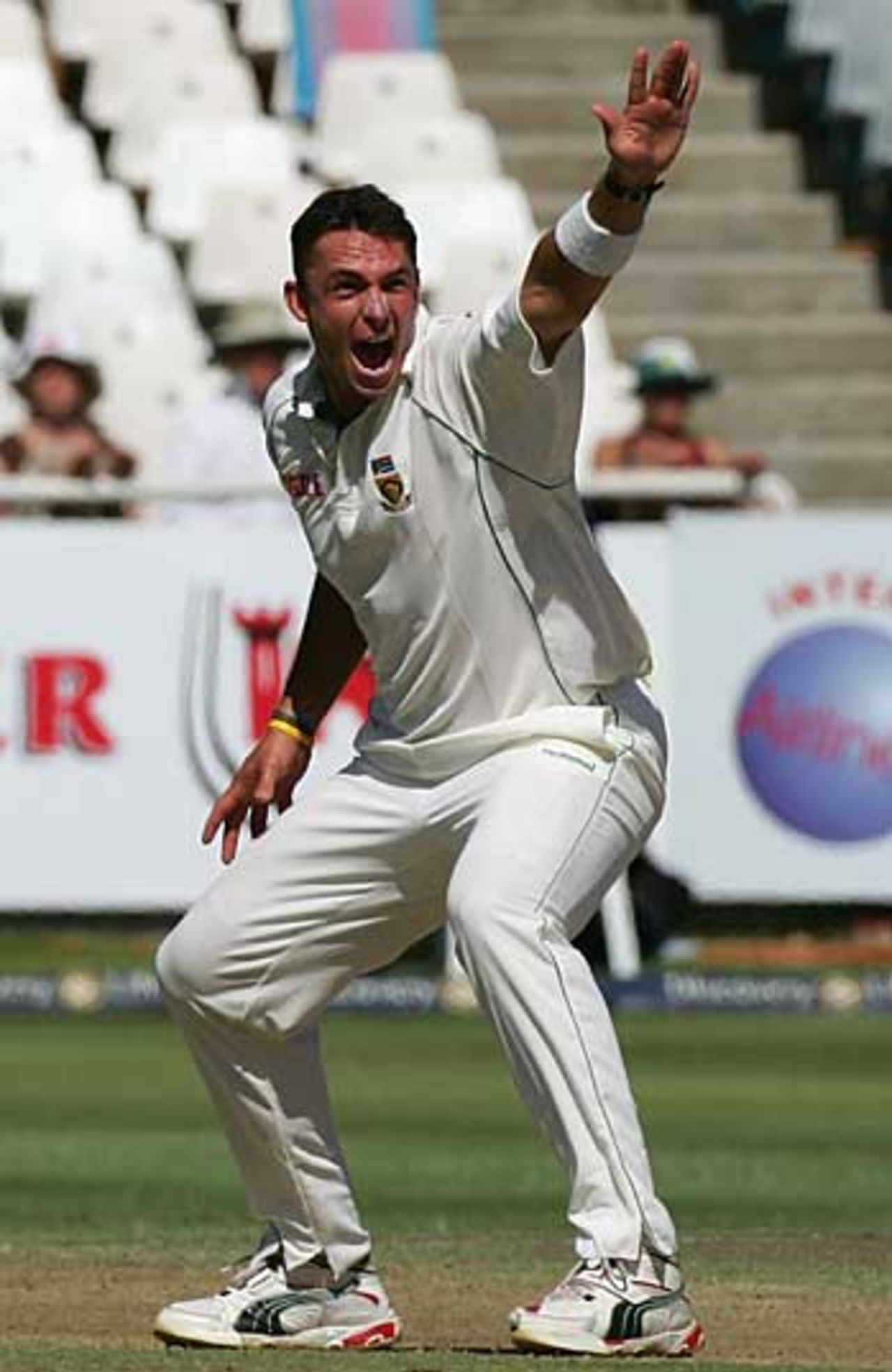 Andre Nel appeals unsuccessfully, South Africa v Australia, 1st Test, Cape Town, March 17, 2006