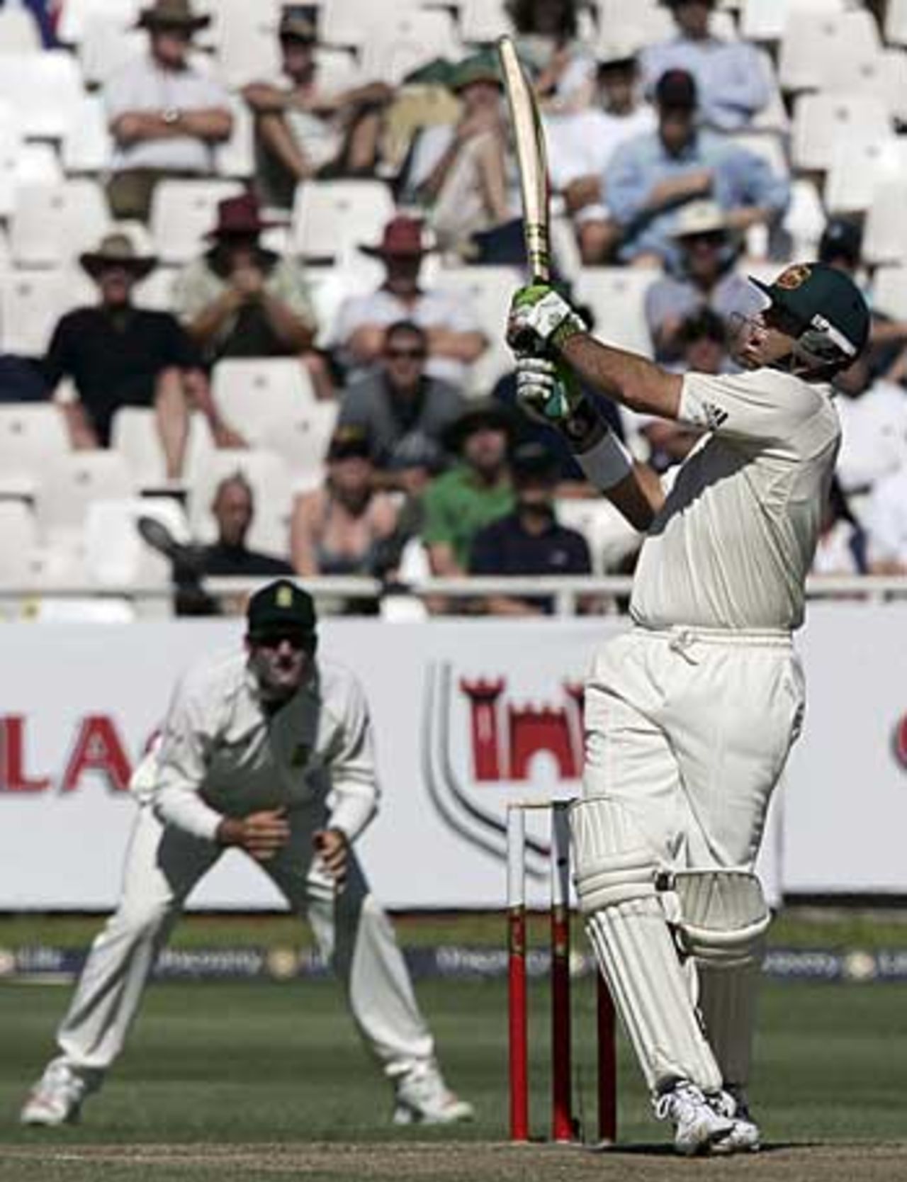 Matthew Hayden pulls powerfully, South Africa v Australia, 1st Test, Cape Town, March 17, 2006