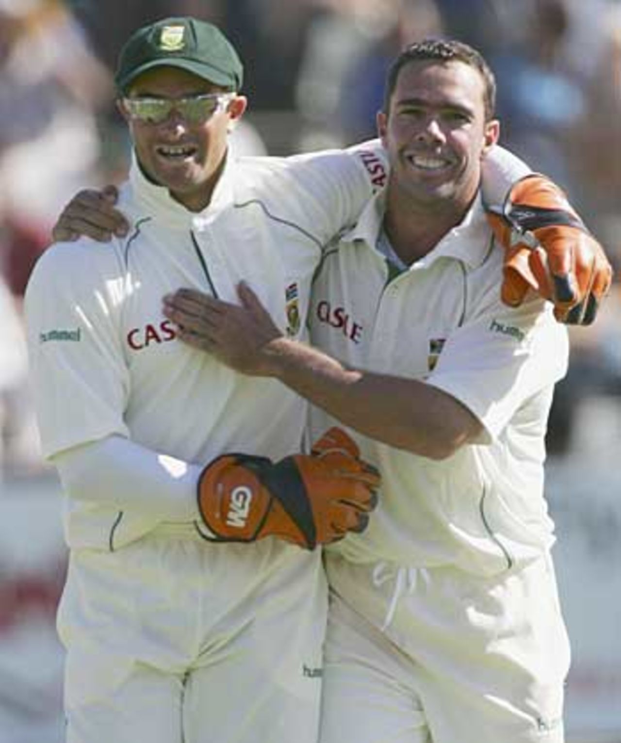 Mark Boucher and Nicky Boje celebrate the wicket of Andrew Symonds, South Africa v Australia, 1st Test, Cape Town, March 17, 2006