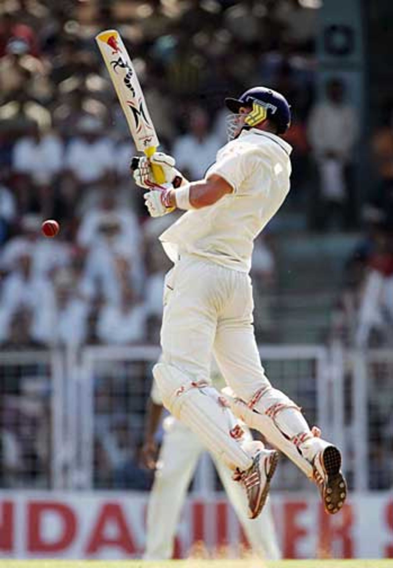 Kevin Pietersen goes airborne. Literally. India v England, 3rd Test, Mumbai, 1st day, March 18, 2006