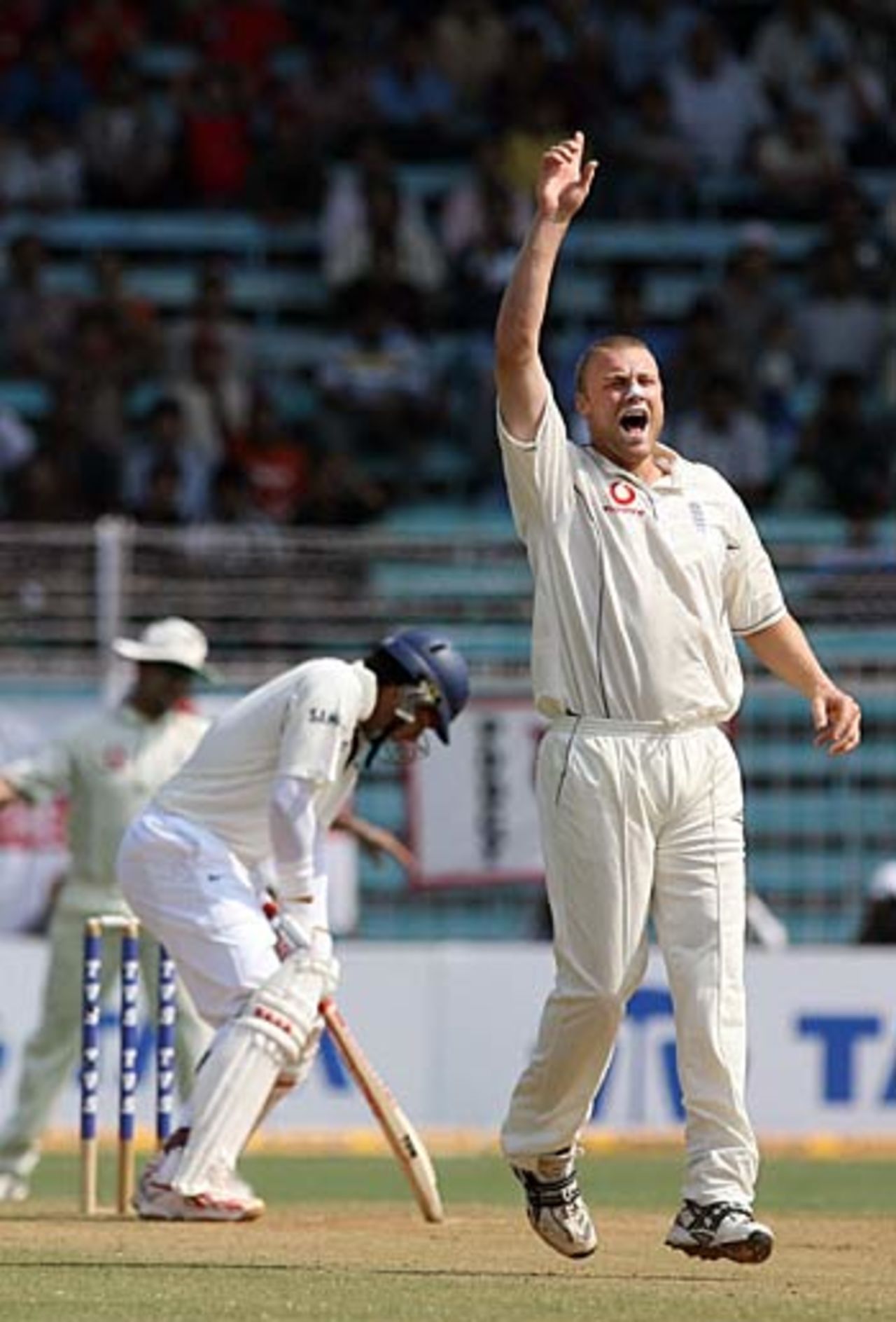 Andrew Flintoff appeals, Yuvraj Singh departs, India v England, 3rd Test, Mumbai,  March 20, 2006