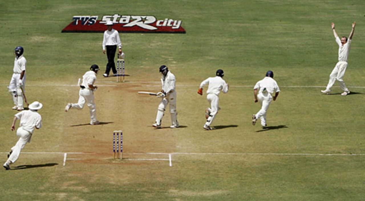 Shaun Udal celebrates Harbhajan Singh's wicket, India v England, 3rd Test, Mumbai, March 22, 2006
