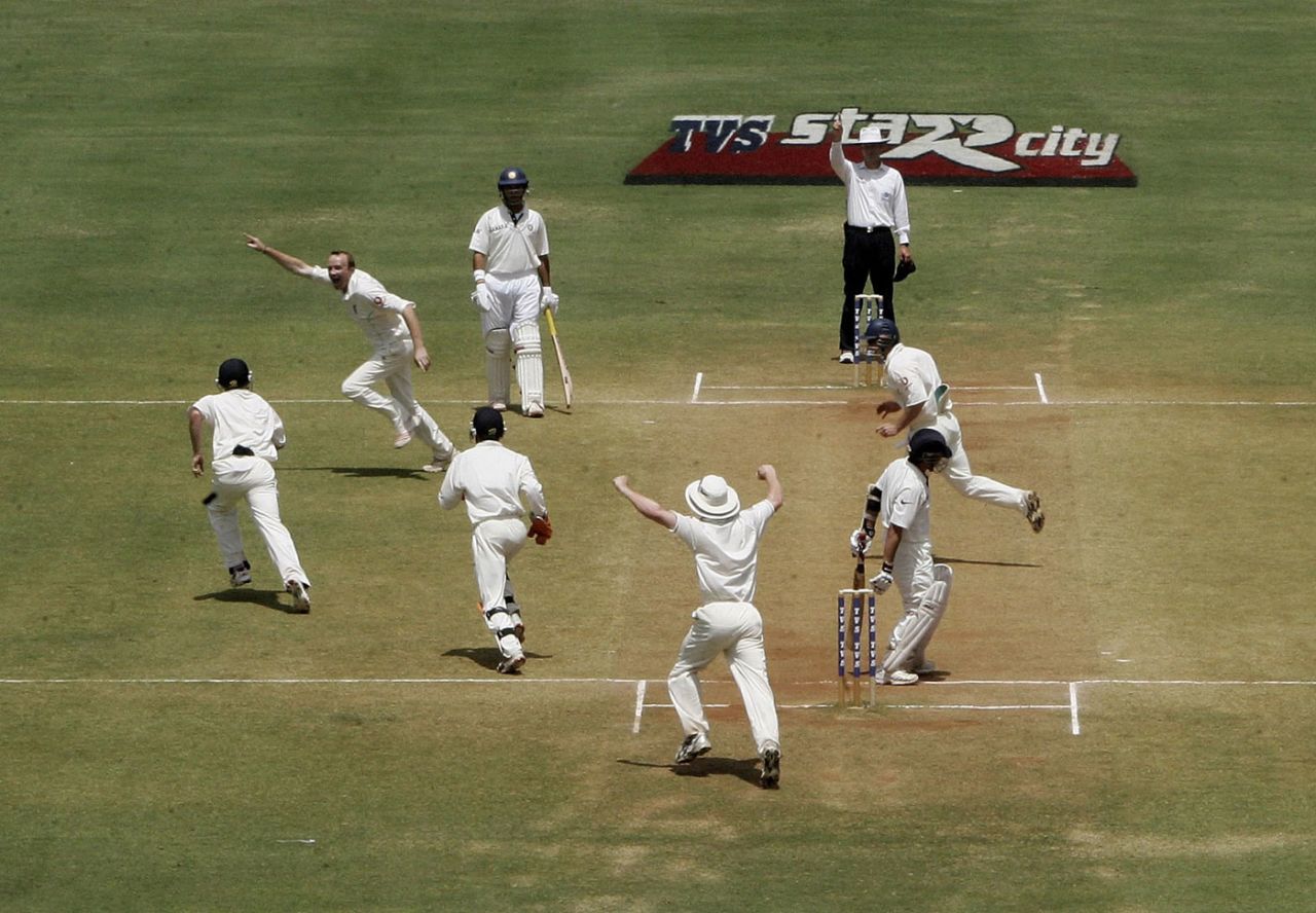 The big one: Shaun Udal removes Sachin Tendulkar, India v England, 3rd Test, Mumbai, March 22, 2006