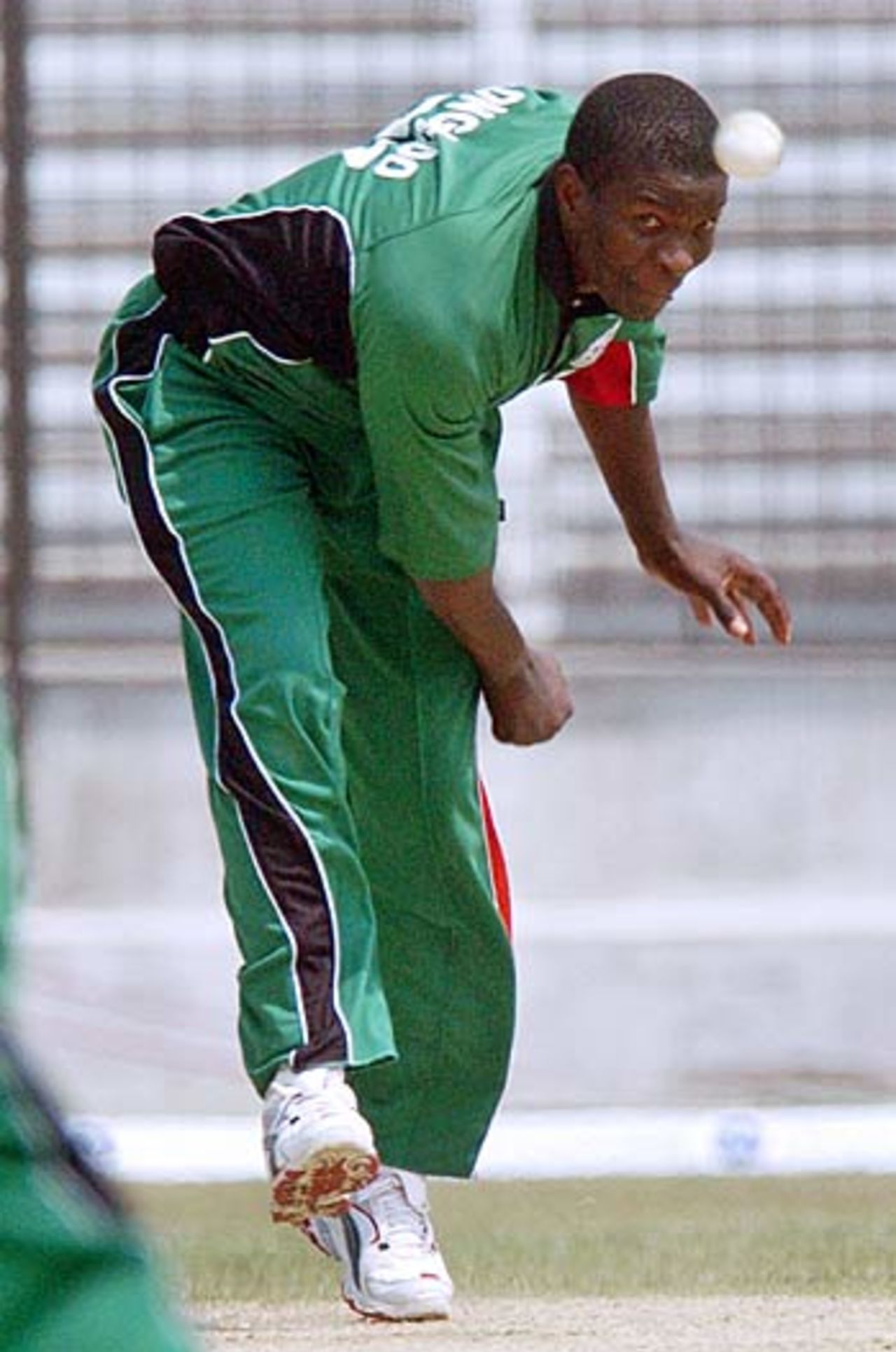 Peter Ongondo sends down another delivery, Bangladesh v Kenya, 3rd ODI, Fatullah, March 23 2006