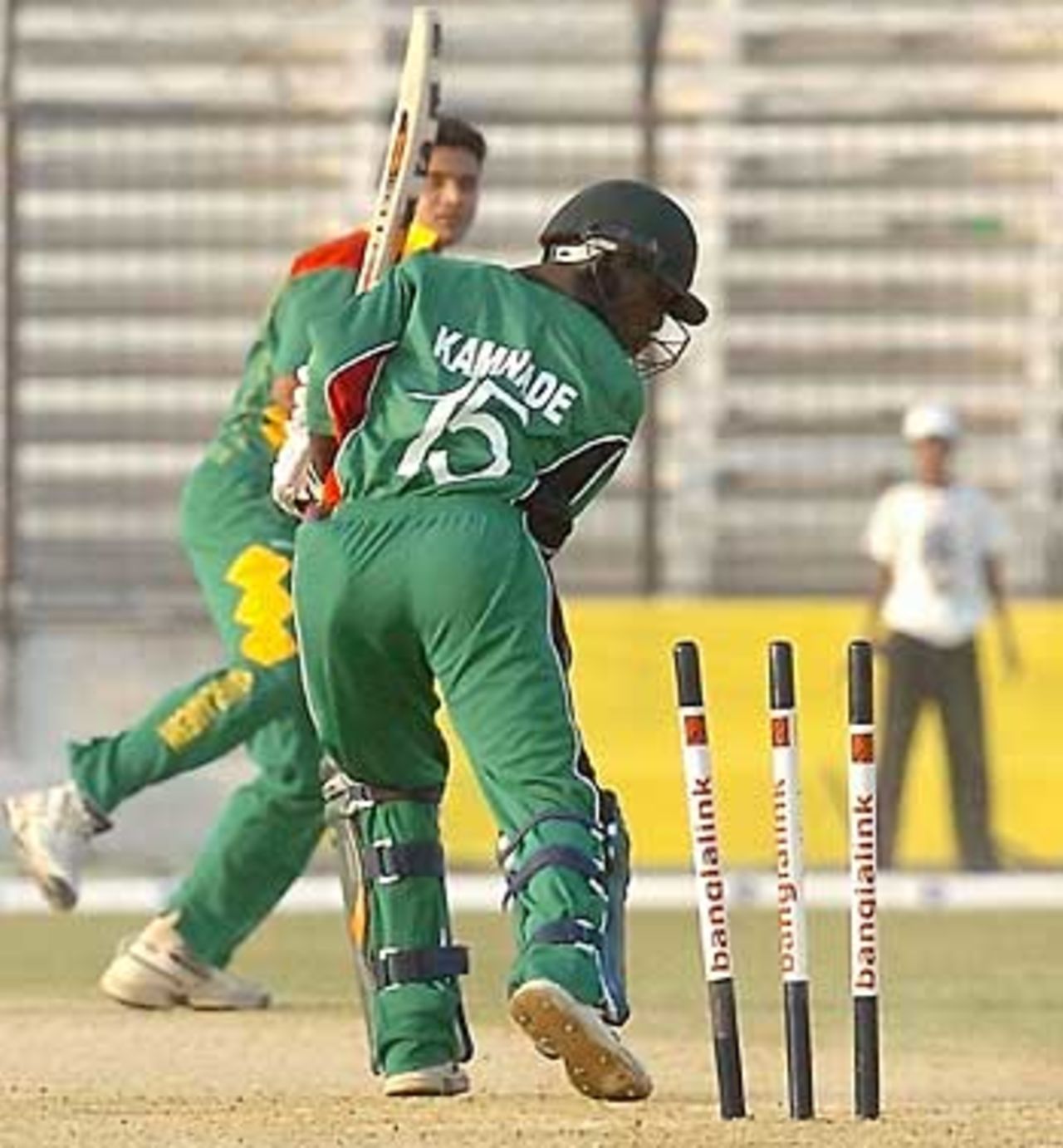 Mashrafe Mortaza shatters Jimmy Kamande's stumps, Bangladesh v Kenya, 3rd ODI, Fatullah, March 23, 2006