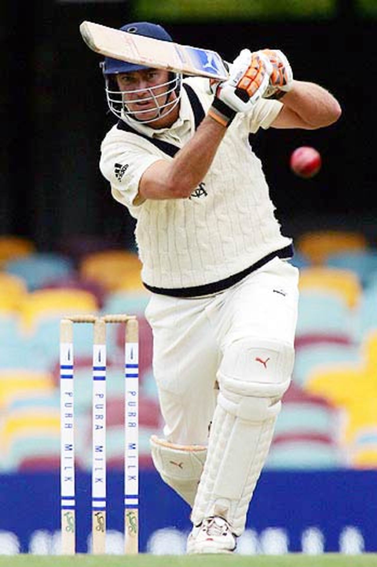 Nick Jewell drives on the front foot, Queensland v Victoria, Pura Cup final, 1st day, Brisbane, March 24, 2006