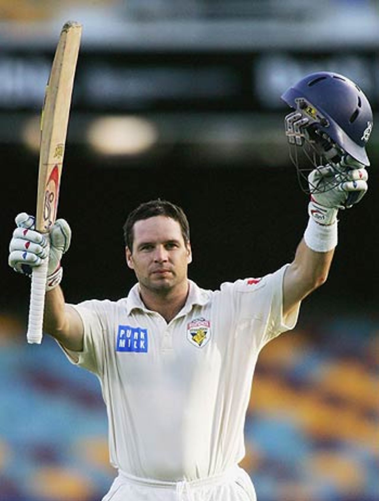 Brad Hodge boosted Victoria with a century on the first day, Queensland v Victoria, Pura Cup final, 1st day, Brisbane, March 24, 2006