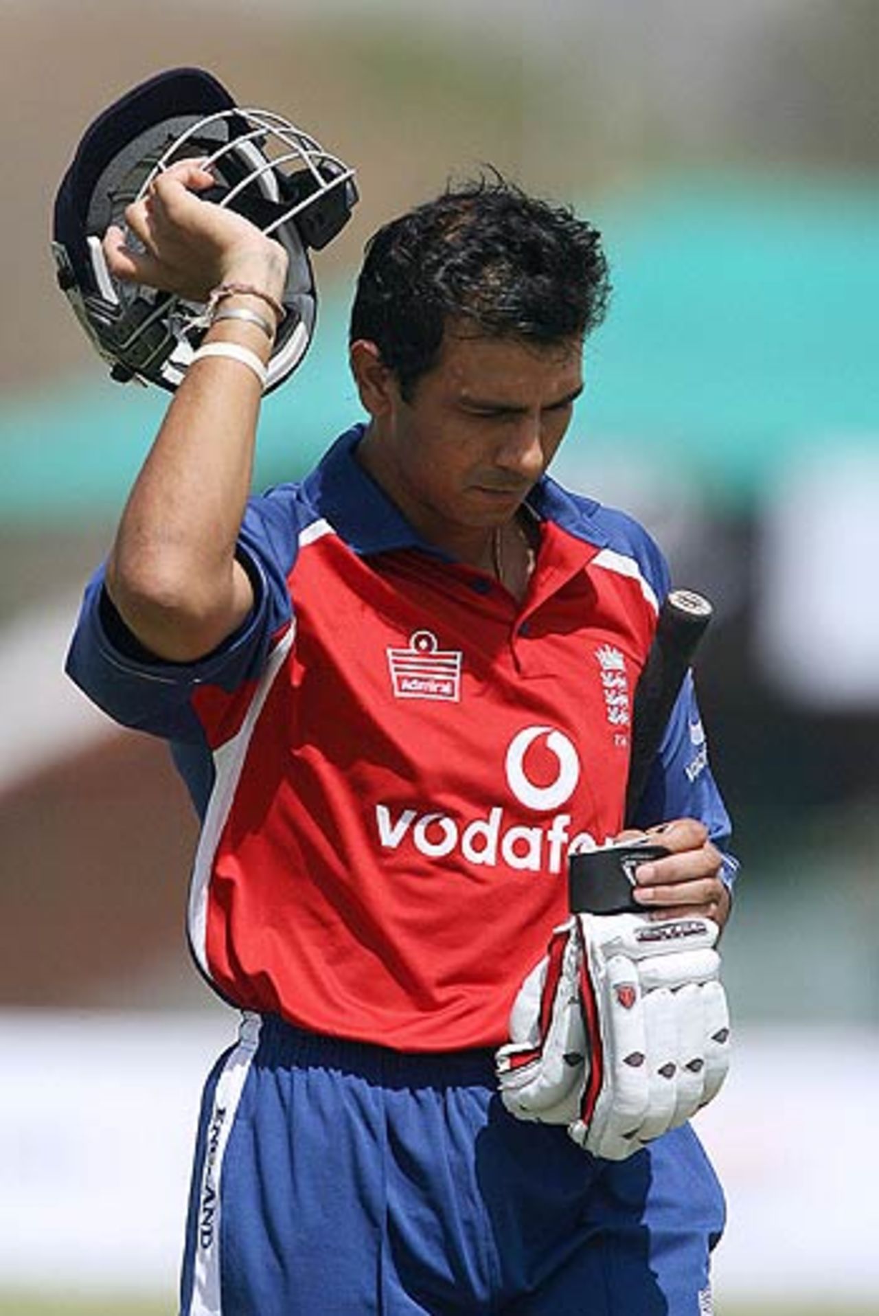 Vikram Solanki started his tour with 0, Rajasthan Cricket Association President's XI v England XI, Jaipur, March 25, 2006