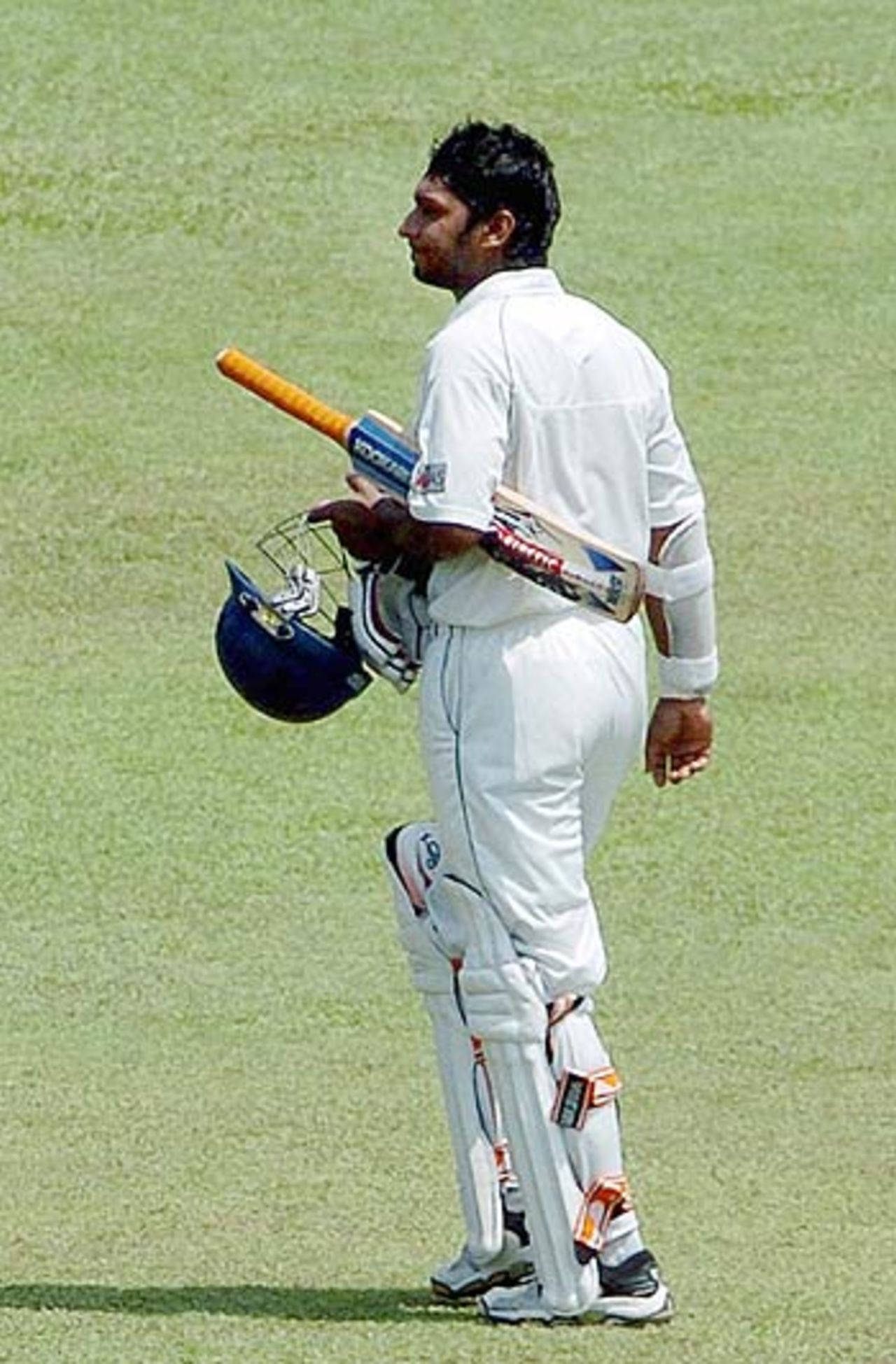 Kumar Sangakkara was bowled by Mohammad Asif for 8, Sri Lanka v Pakistan, 1st Test, Colombo (SSC), 2nd day, March 27, 2006