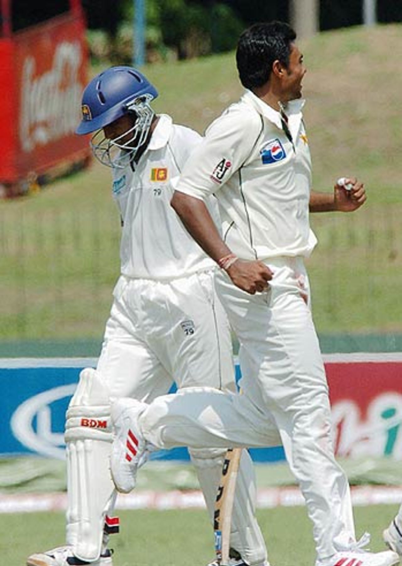 Danish Kaneria nails Tillakaratne Dilshan, Sri Lanka v Pakistan, 1st Test, Colombo (SSC), 2nd day, March 27, 2006