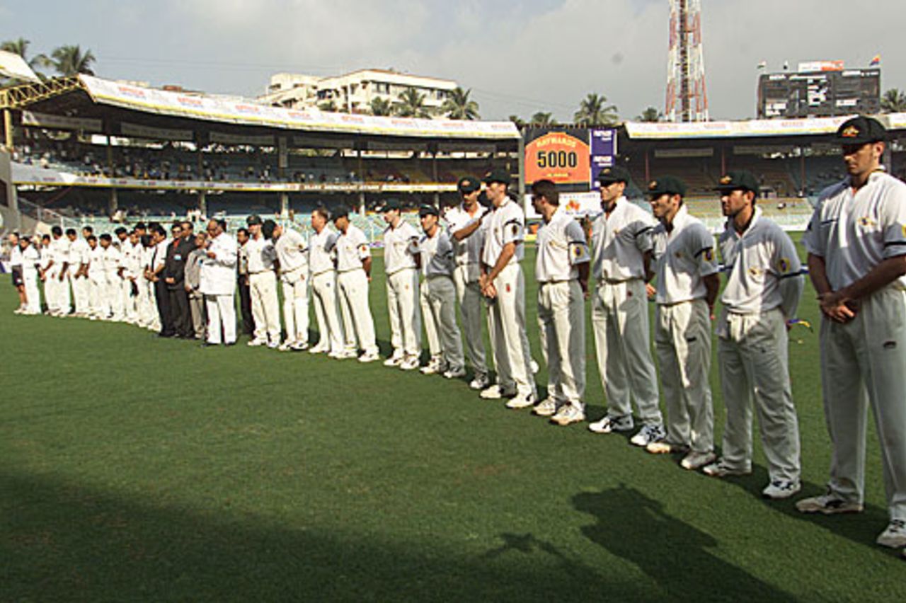 The Australian and Indian teams line up to show respect for the departed Sir Don Bradman, India v Australia, 1st Test, Mumbai, 1st day, February 27, 2001