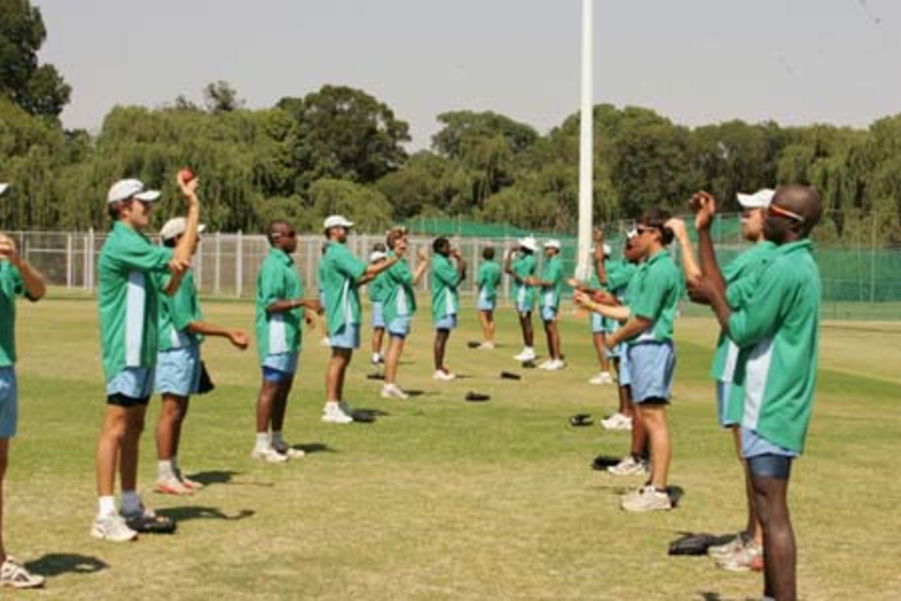 Players learn new throwing techniques