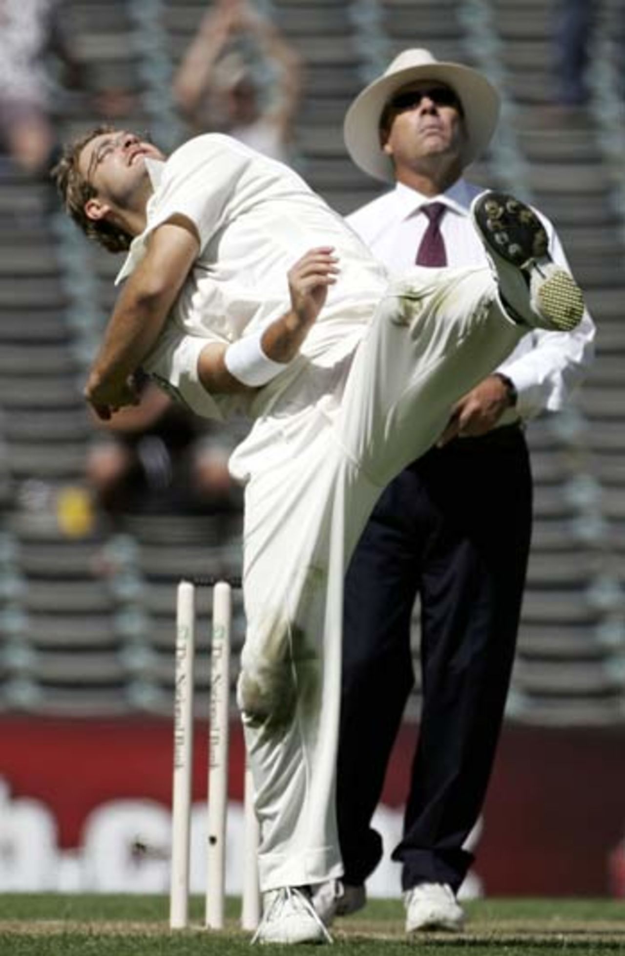 Daniel Vettori celebrates his return catch off Denesh Ramdin, New Zealand v West Indies, 1st Test, Auckland, March 10, 2006