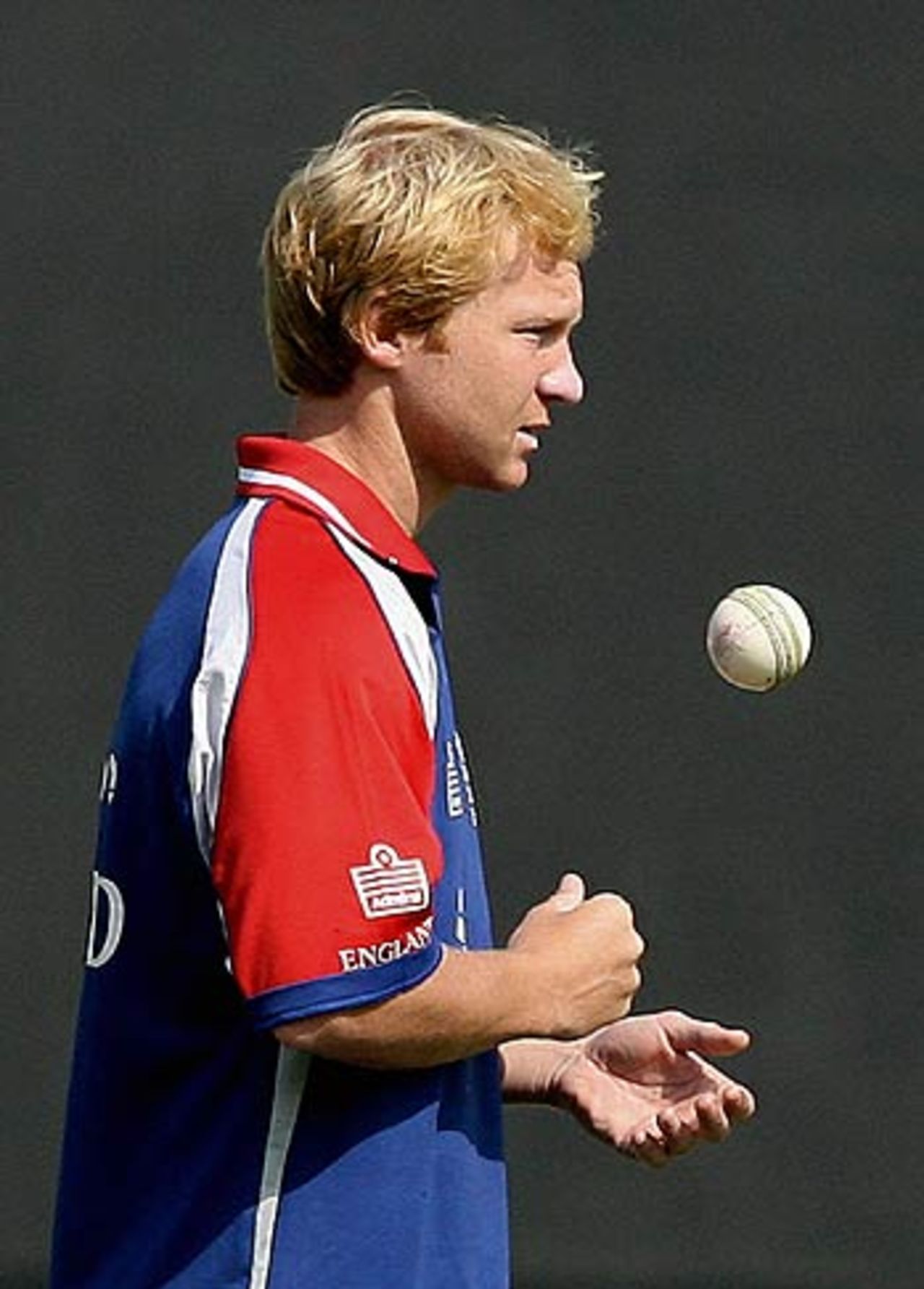 Gareth Batty waits for his turn at the nets, Delhi, March 30, 2006