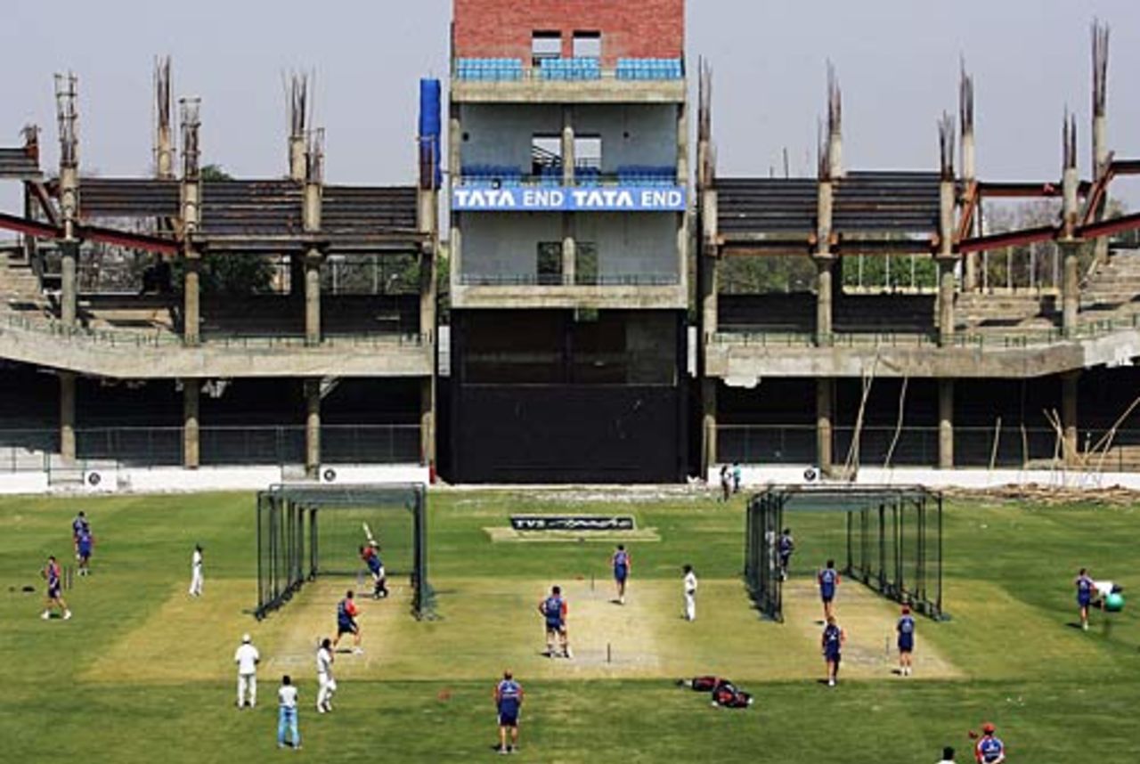 England practice session in full flow at the  Feroz Shah Kotla Stadium, Delhi, March 30, 2006