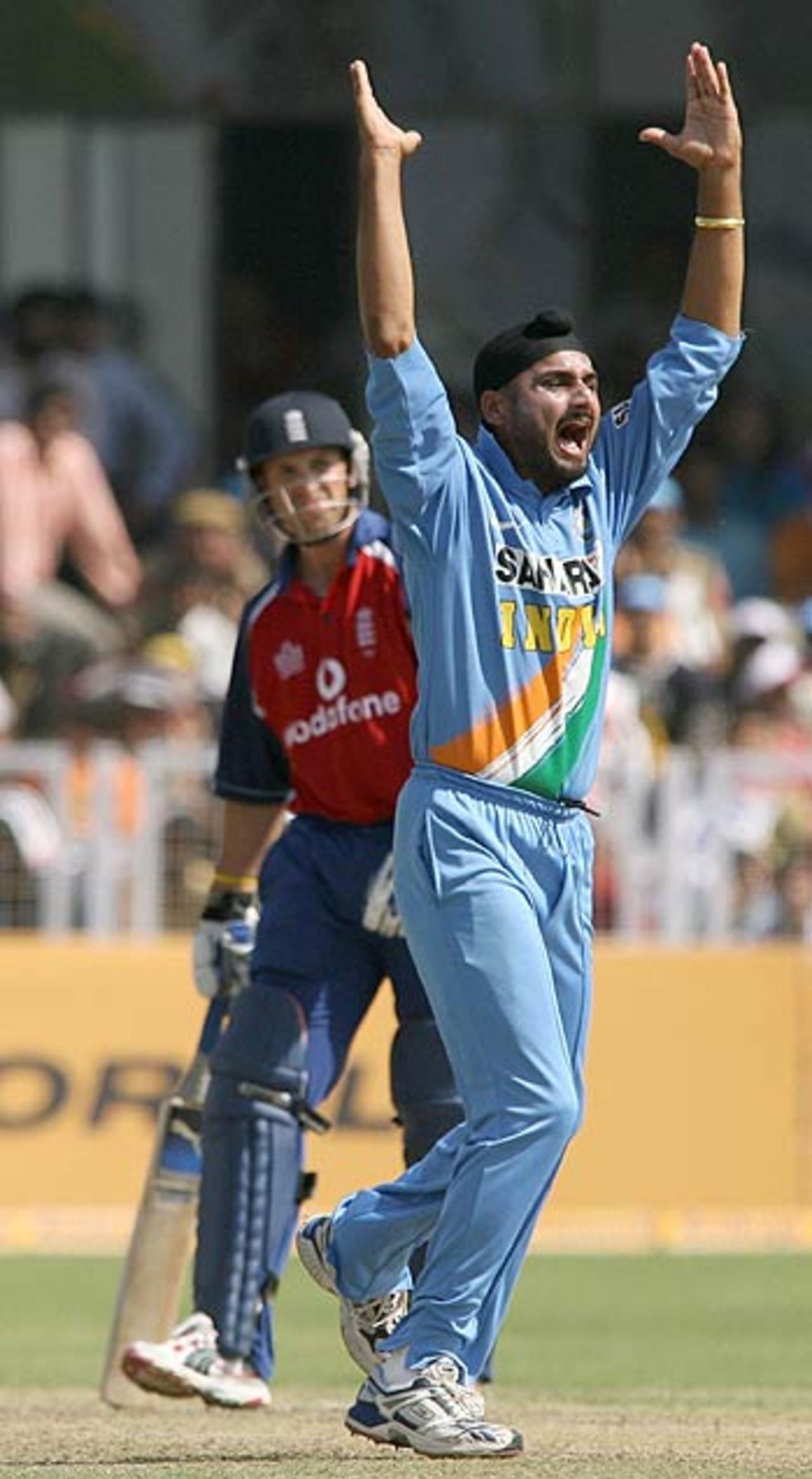 Harbhajan Singh successfully appeals for an lbw appeal against Matt Prior, India v England, 2nd ODI, Faridabad, March 31, 2006