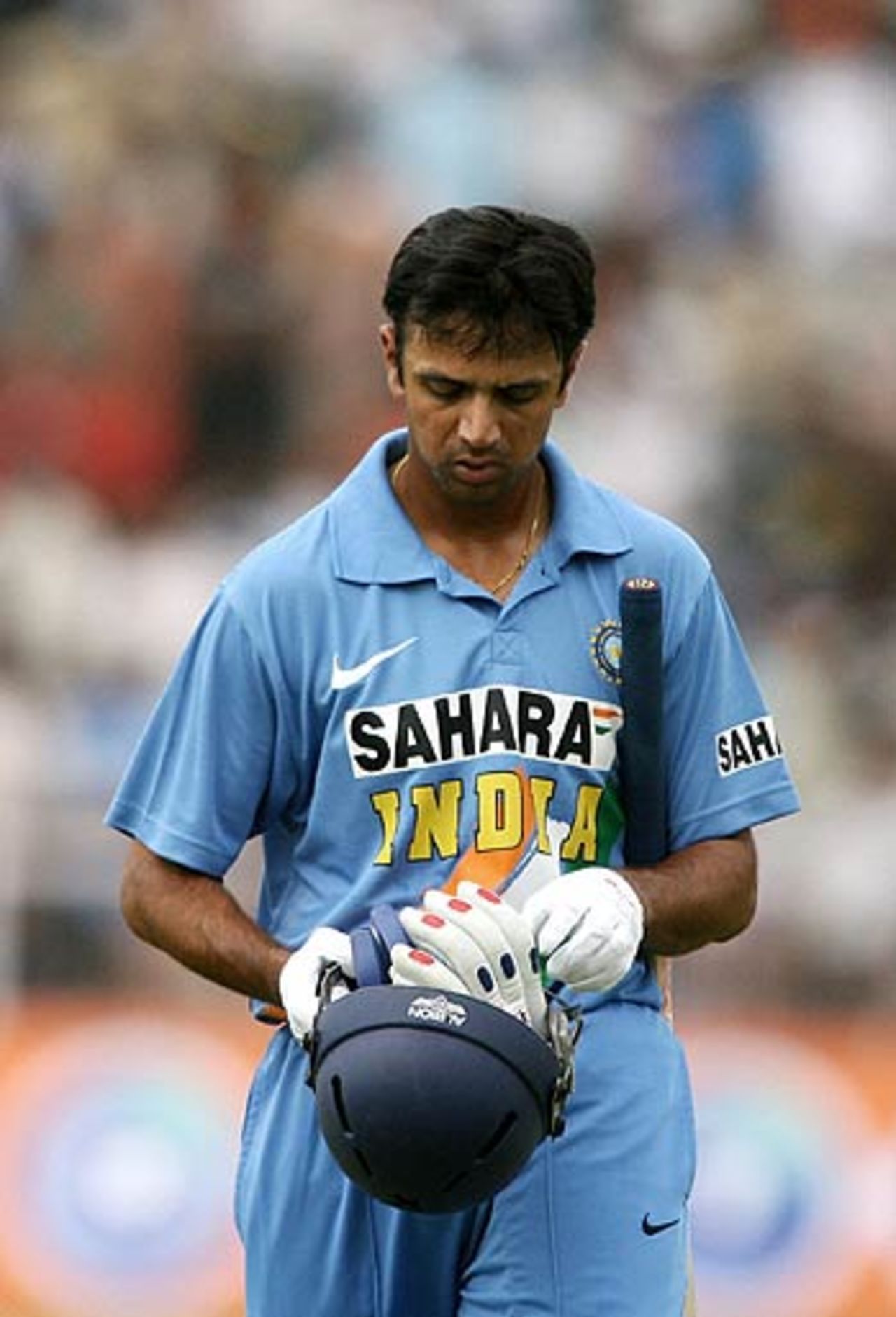 Like his English counterpart, Rahul Dravid managed just 5, India v England, 2nd ODI, Faridabad, March 31, 2006