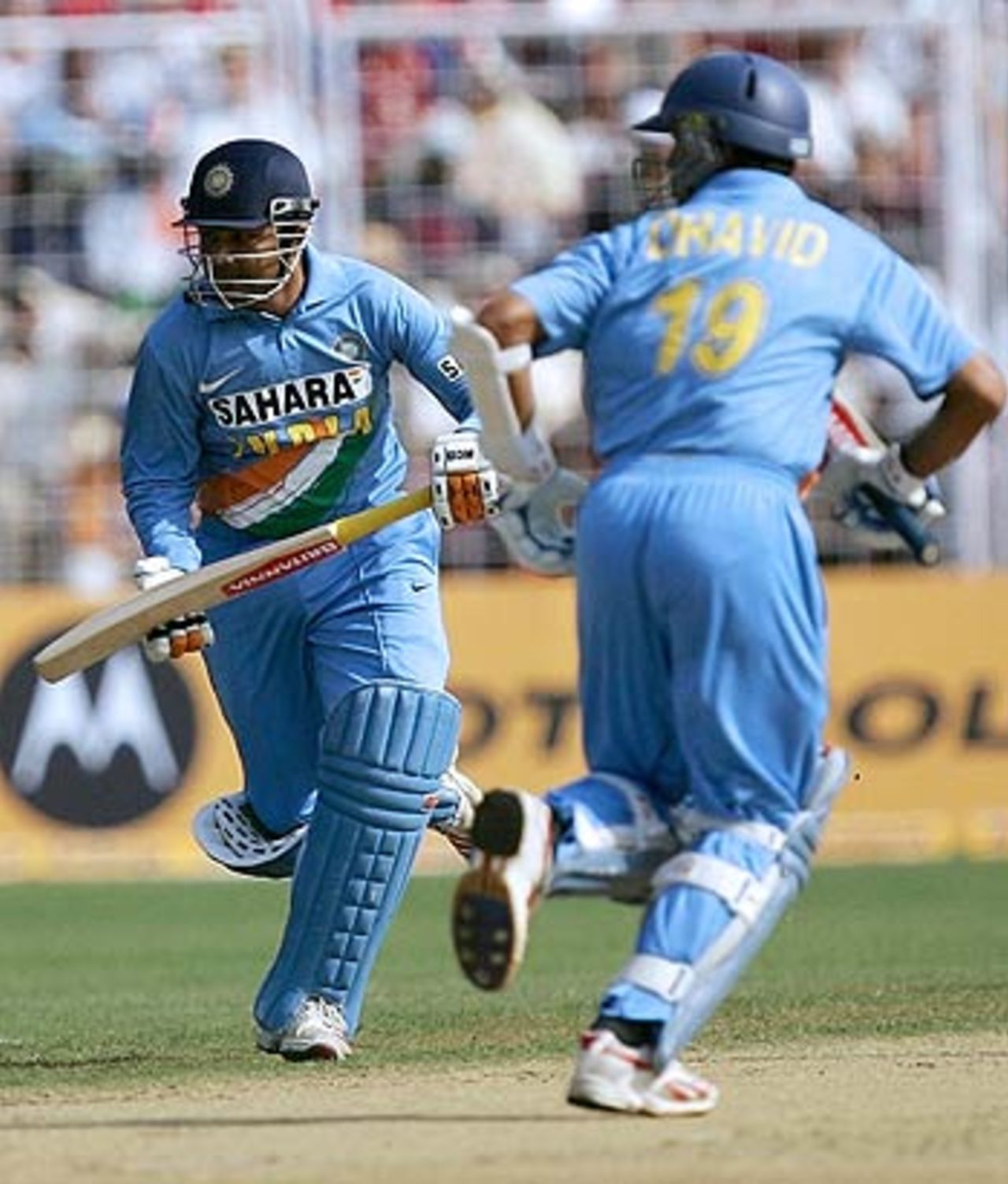 Virender Sehwag and Rahul Dravid steal a single, India v England, 3rd ODI, Goa, April 3, 2006