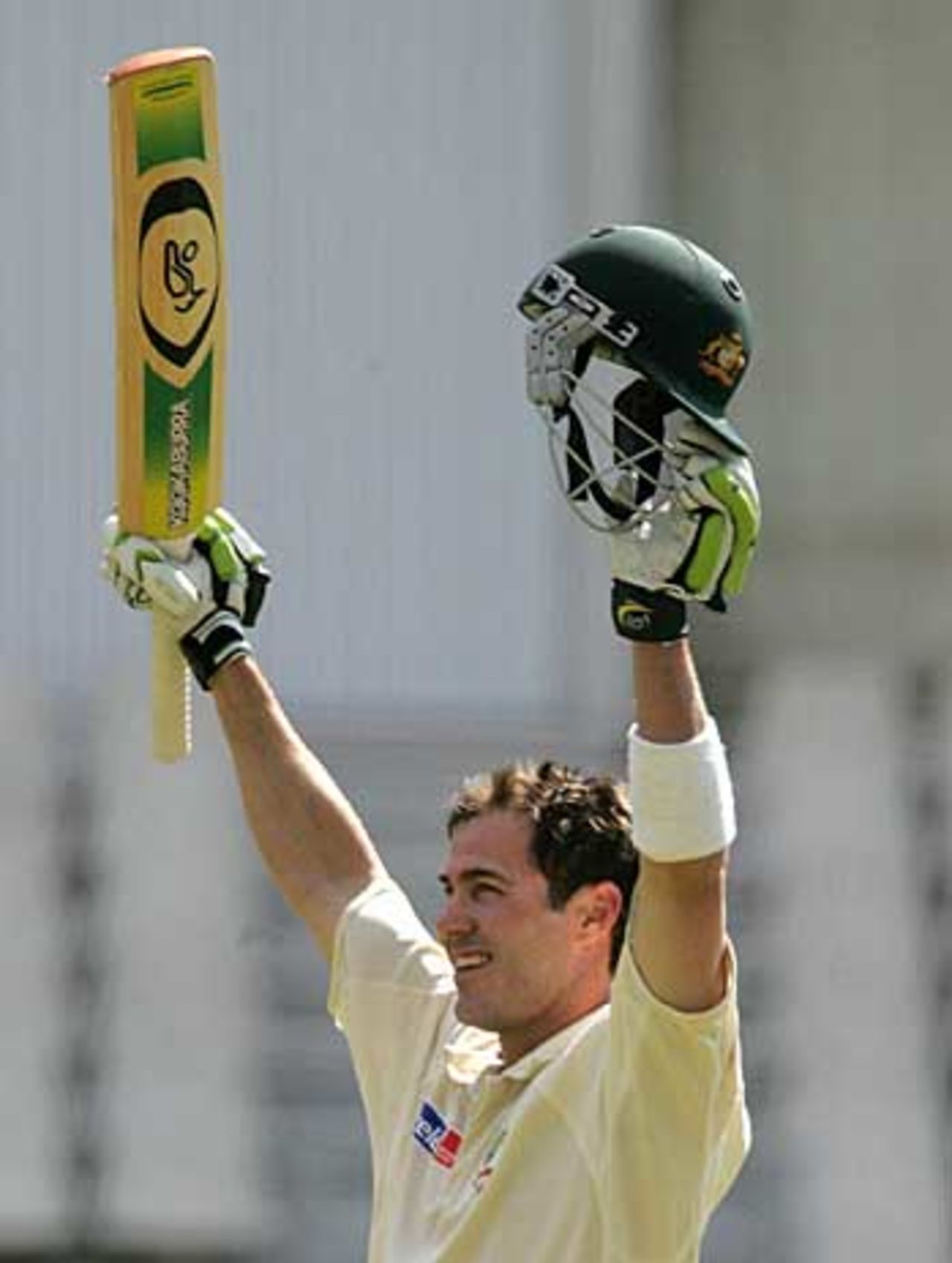 Damien Martyn celebrates his hundred, South Africa v Australia, 3rd Test, Johannesburg, 5th day, April 4, 2006