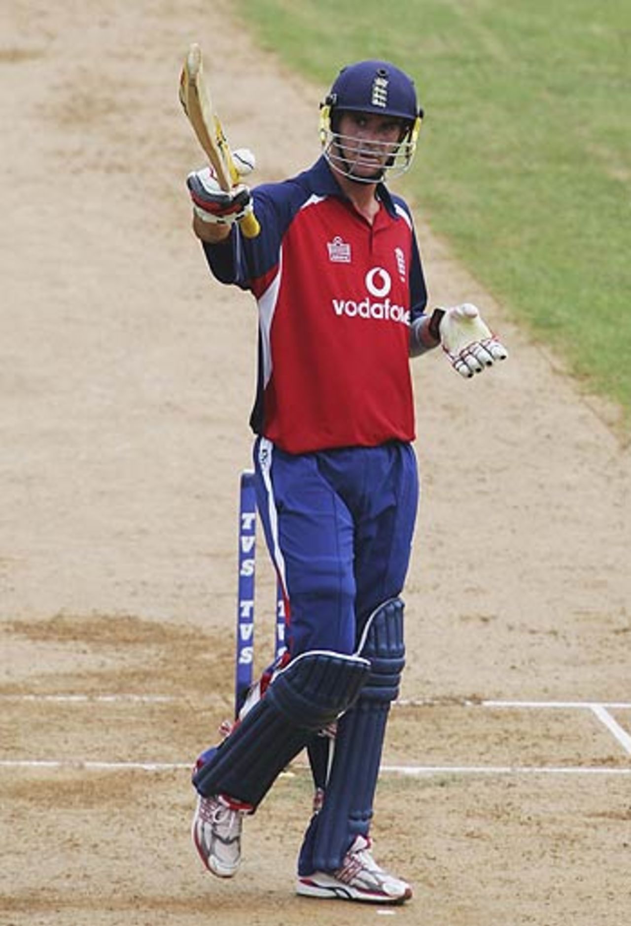 Kevin Pietersen celebrates his fifty, India v England, 4th ODI, Kochi, April 6, 2006