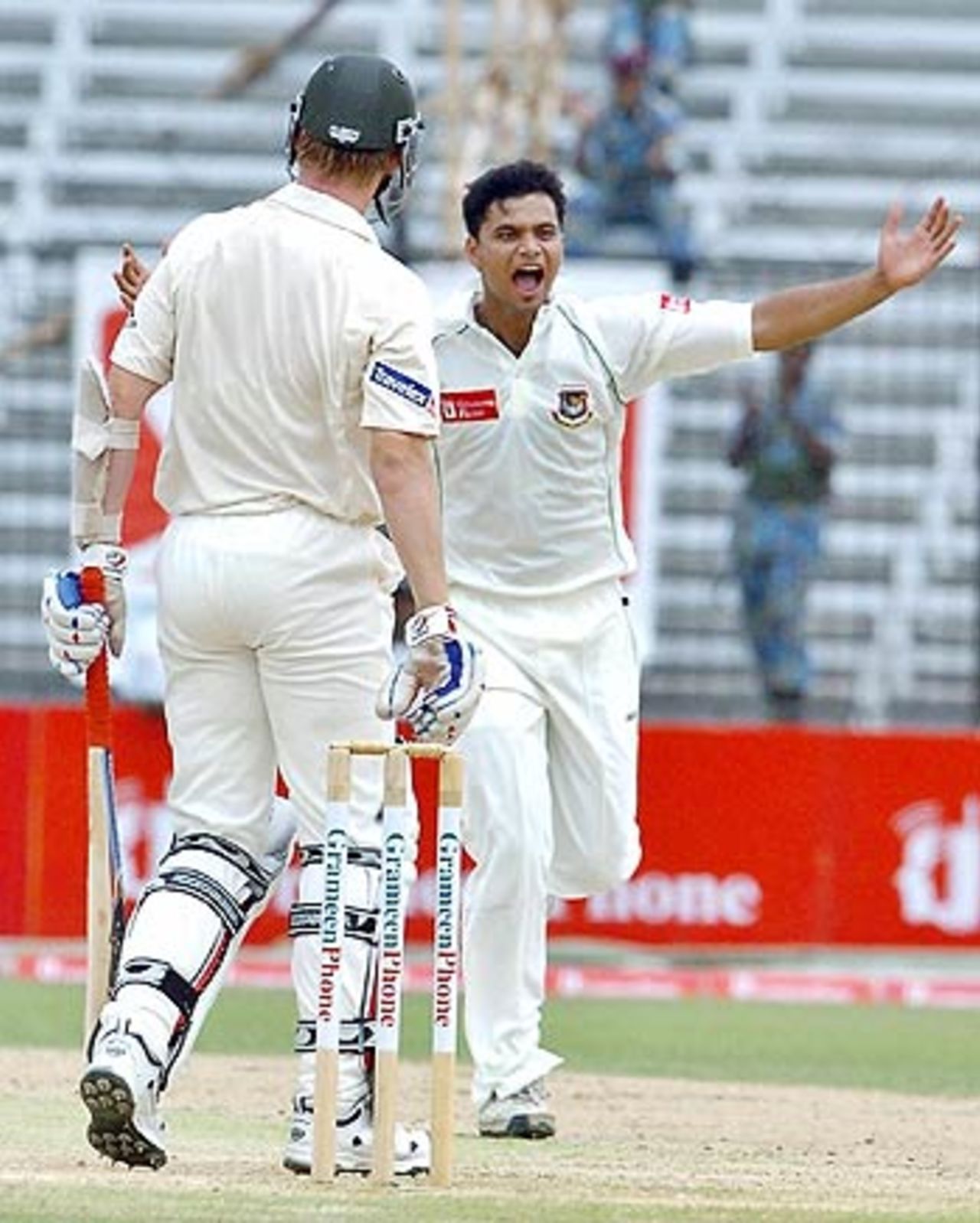 Mashrafe Mortaza traps Brett Lee early on the third day,
Bangladesh v Australia, 1st Test, Fatullah, 3rd day, April 11 2006