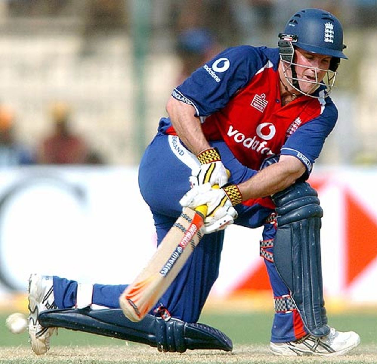 Andrew Strauss sweeps during his fifty, India v England, 6th ODI, Jamshedpur, April 12, 2006