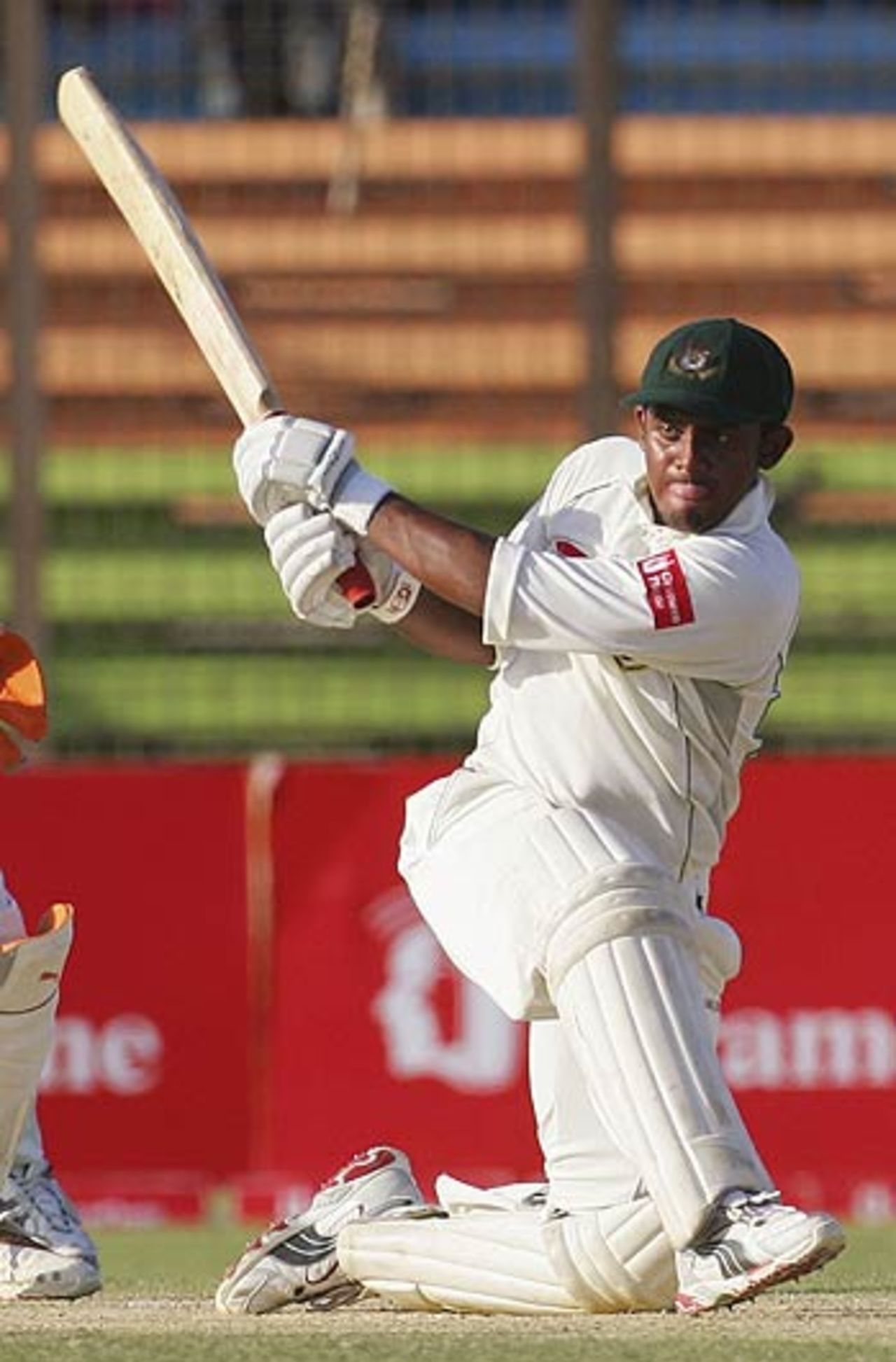 Shahriar Nafees sweeps the spinners during his unbeaten 75,  Bangladesh v Australia, 2nd Test, Chittagong, 4th day, April 19 2006