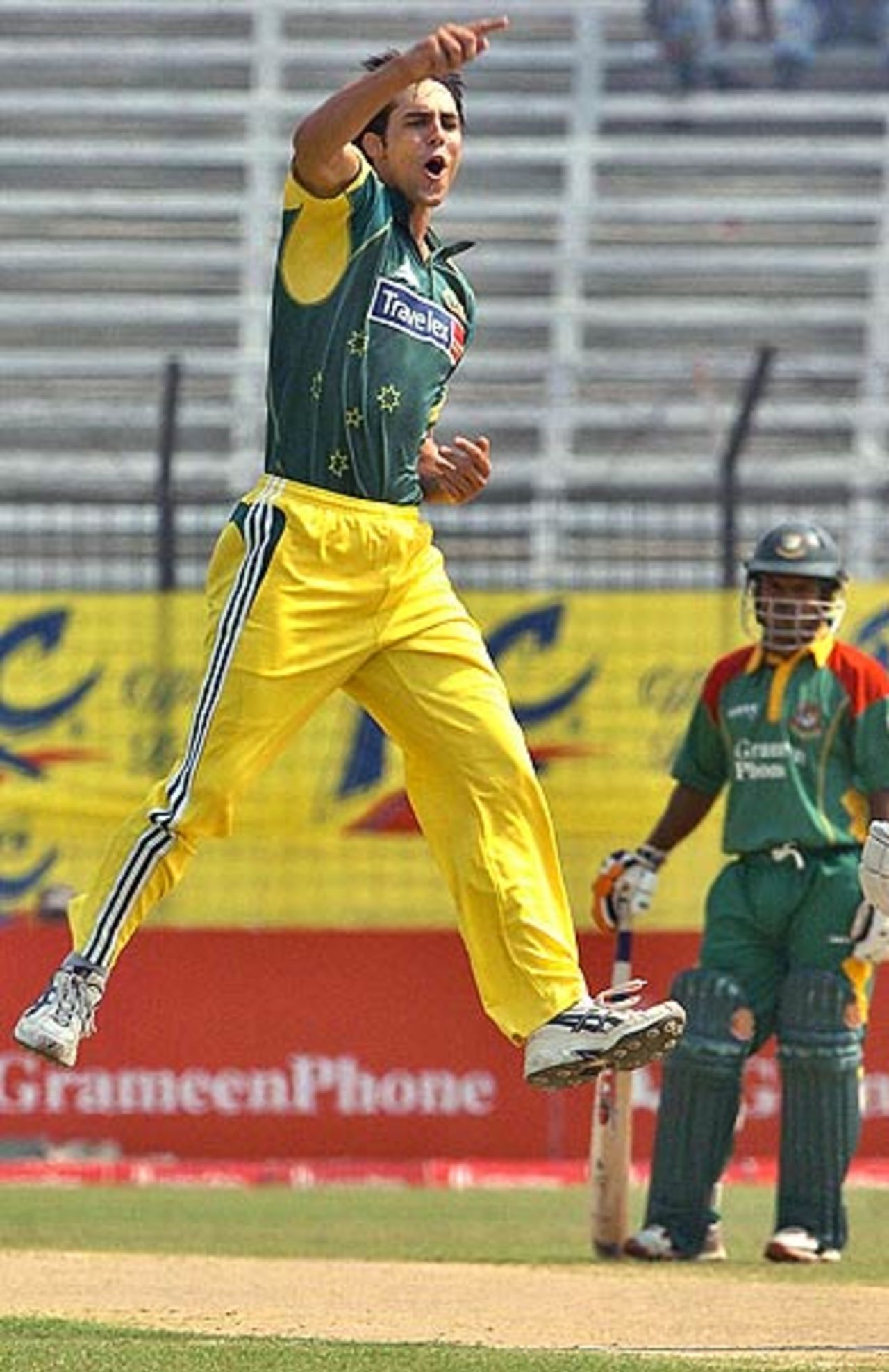 Mitchell Johnson is cock a hoop after nailing Shahriar Nafees, Bangladesh v Australia, 3rd ODI, Fatullah, April 28, 2006