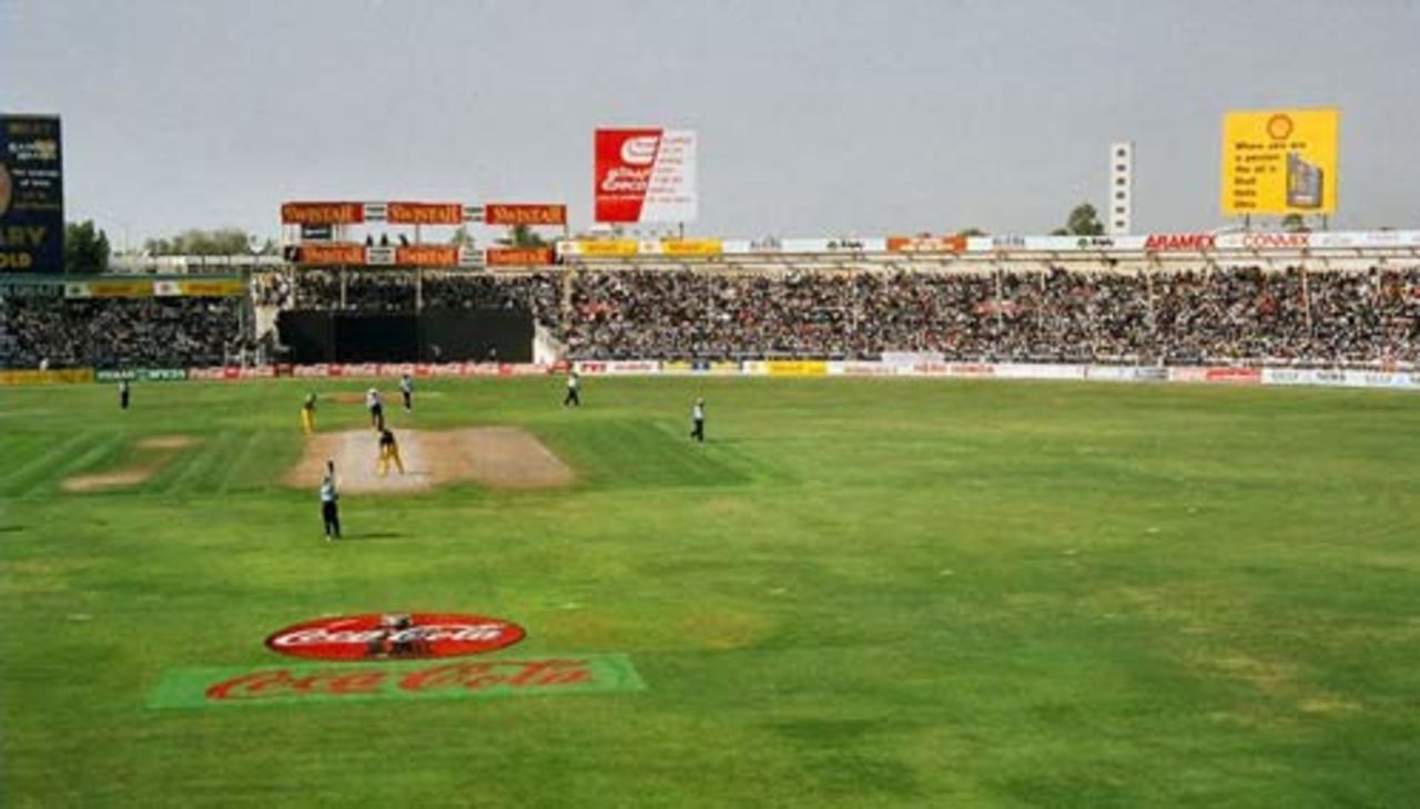 Australia playing India at Sharjah in 1998