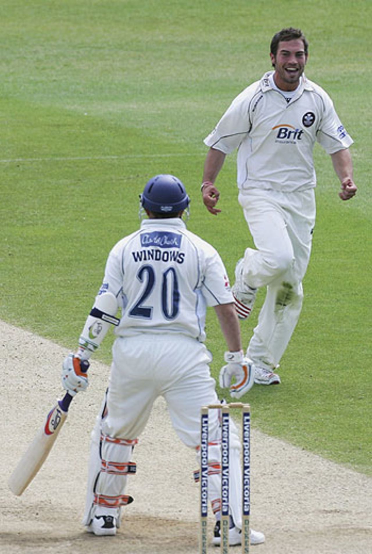 James Benning dismisses Matt Windows,  Surrey v Gloucestershire, The Oval, May 5, 2006