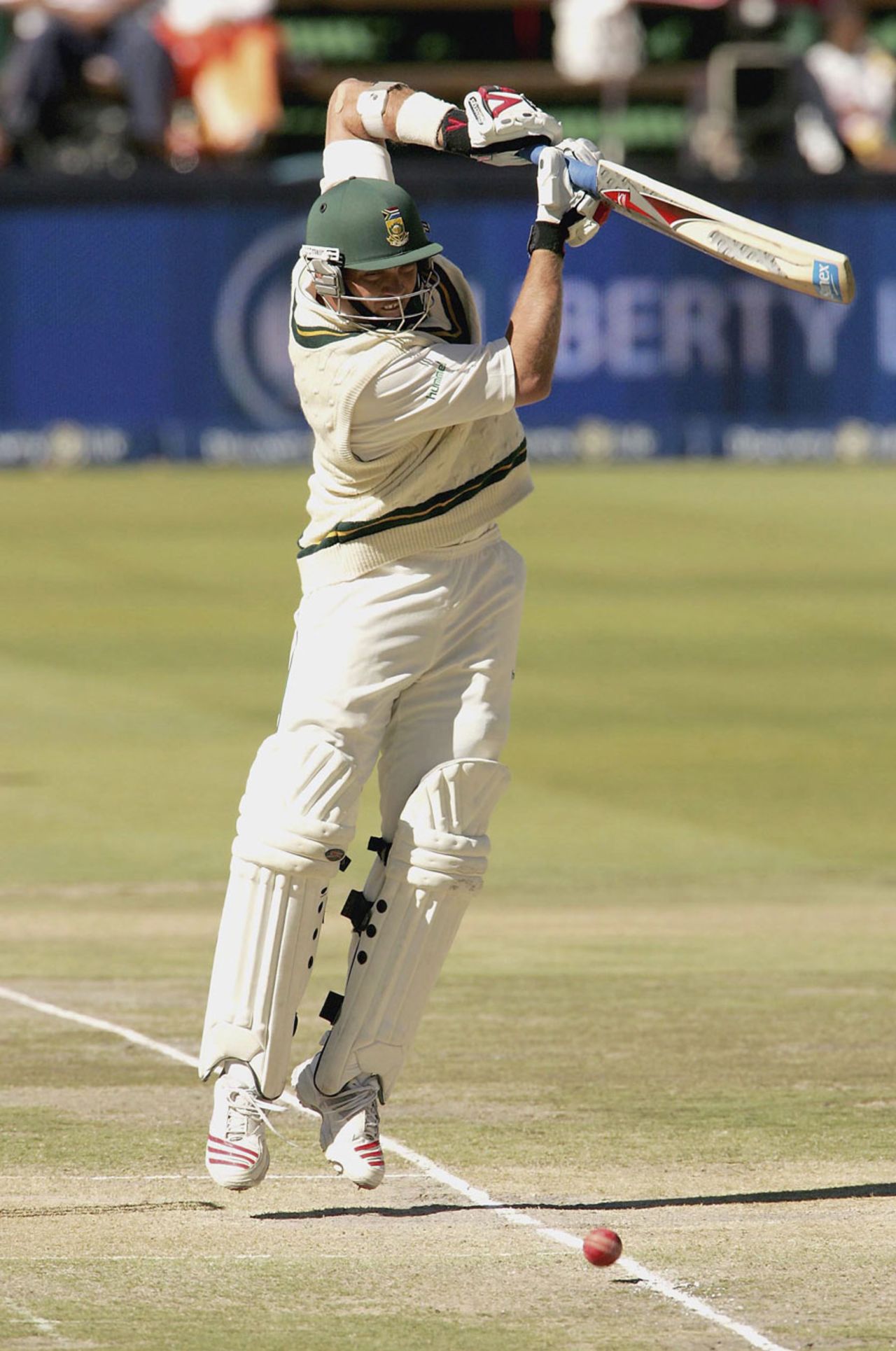 Jacques Kallis drives beautifully off the back foot, South Africa v New Zealand, 3rd Test, Johannesburg, May 7, 2006