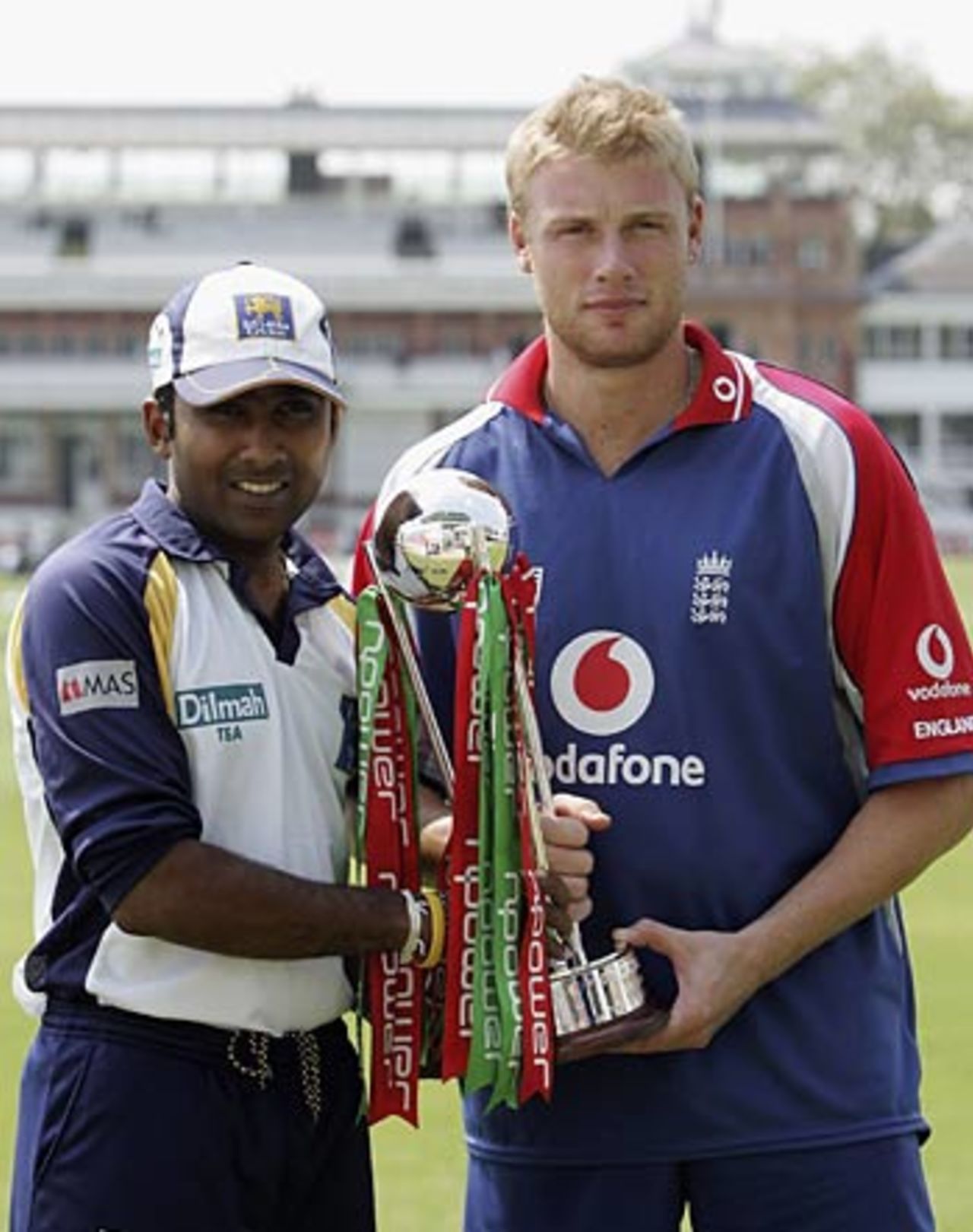 Andrew Flintoff and Mahela Jayawardene pose with the series trophy, Lord's, May 10, 2006