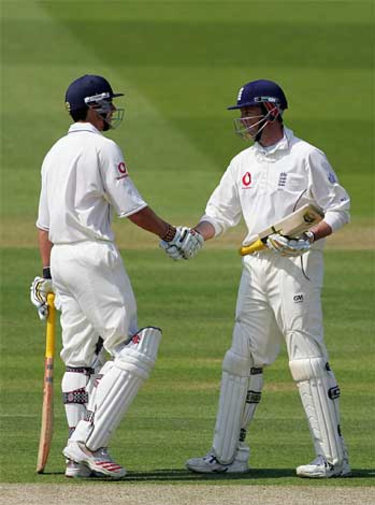 Well batted - Marcus Trescothick is congratulated for his 14th Test ton, England v Sri Lanka, 1st Test, Lord's, May 11, 2006