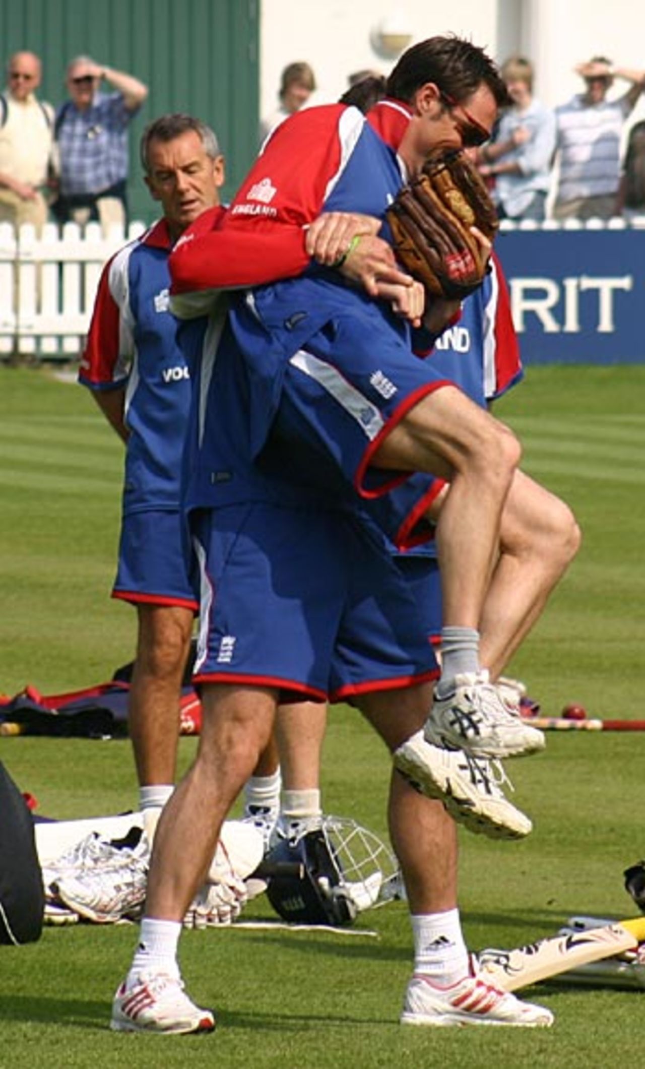 Kevin Pietersen during the warm-up, England v Sri Lanka, 1st Test, Lord's, May 12, 2006