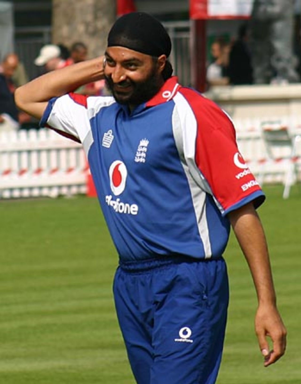 A relaxed Monty Panesar during the warm-up, England v Sri Lanka, 1st Test, Lord's, May 12, 2006