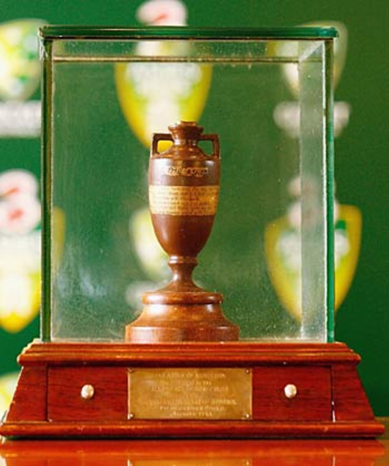 A replica of the Ashes on display at the a press conference to announce ticket pricing for the 2006-07 Ashes, Melbourne, May 16, 2006