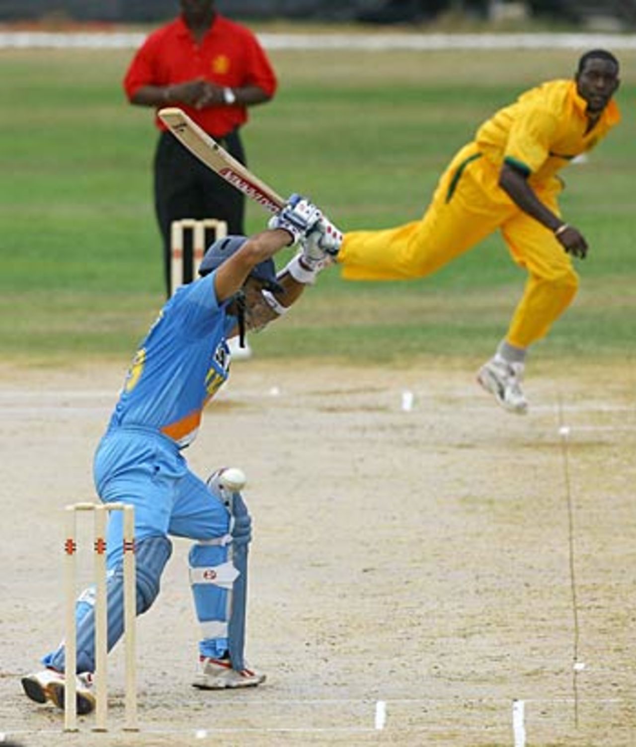 Rahul Dravid leaves a ball from Jermaine Lawson, Jamaica v Indians, Montego Bay, May 16, 2006