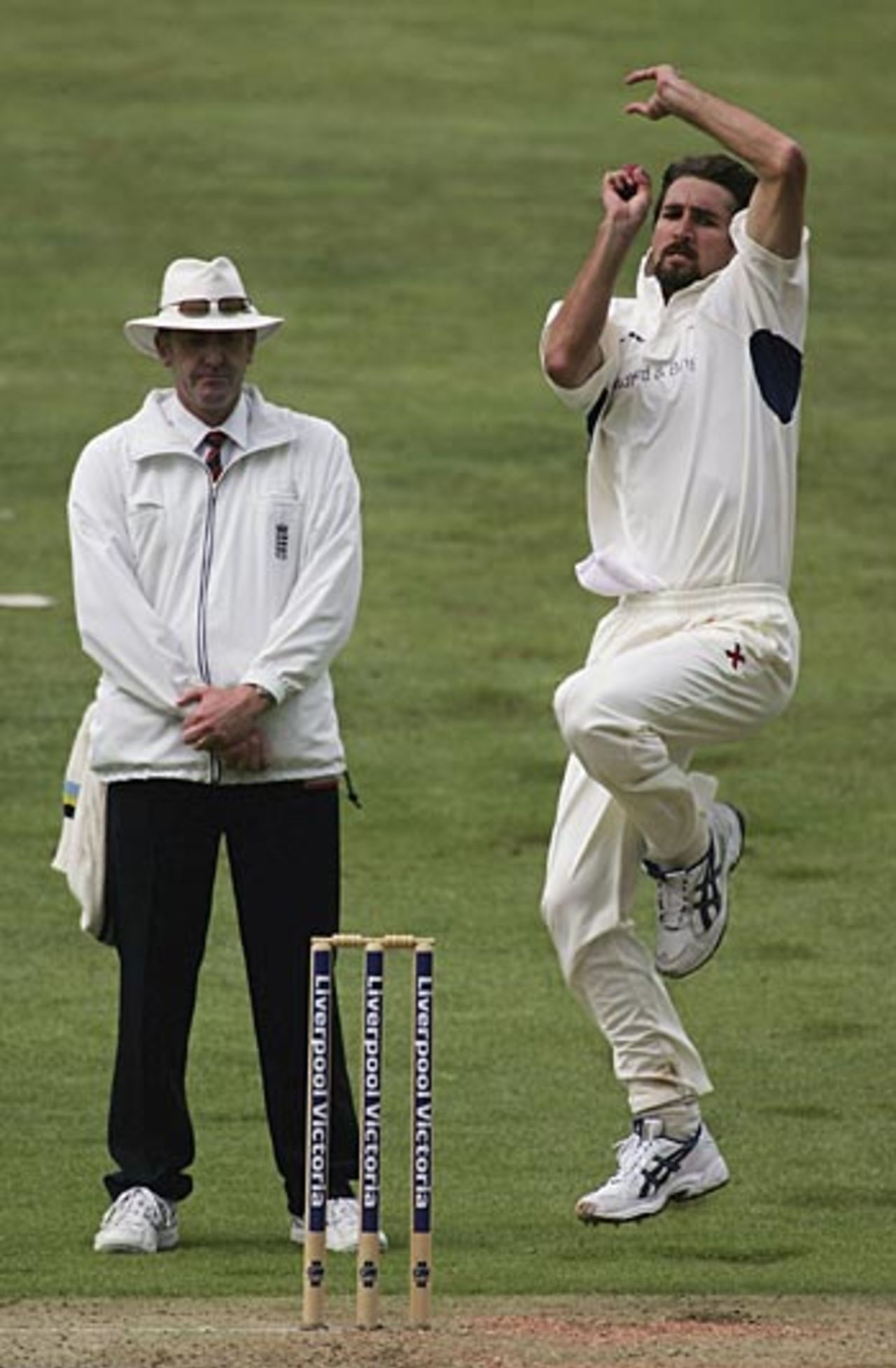 Jason Gillespie roars up to the crease for Yorkshire, Yorkshire v Lancashire, Headingley, May 16, 2006