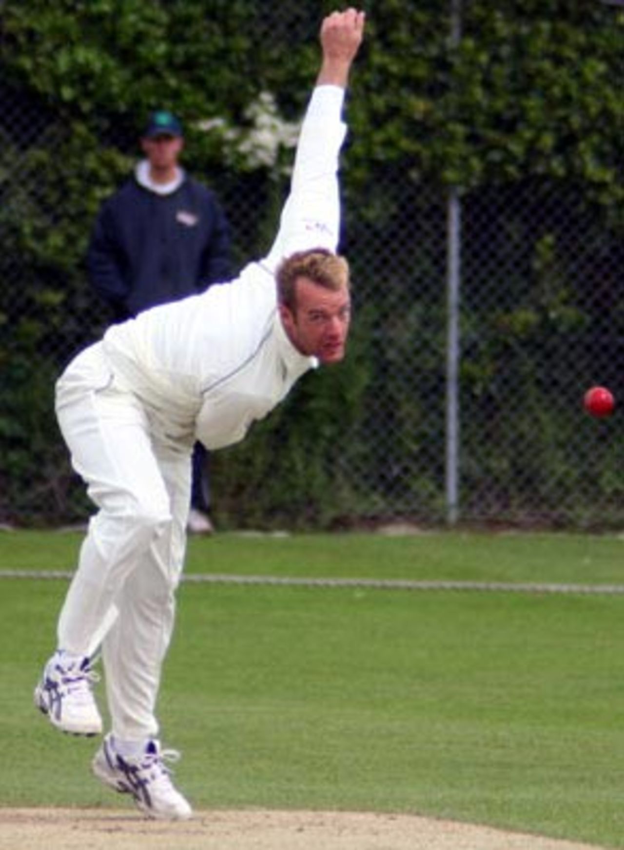 Ian van Zyl steams in during his 8 for 34 on the third day at Clontarf, Ireland v Namibia, ICC Intercontinental Cup, Clontarf, May 19, 2006