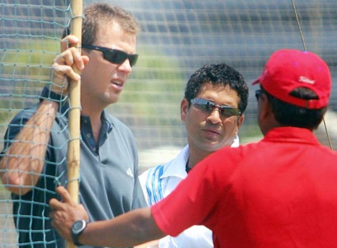 Sachin Tendulkar chats with former India physio Andrew Leipus after withdrawing from the West Indies tour, Mumbai, May 23, 2006