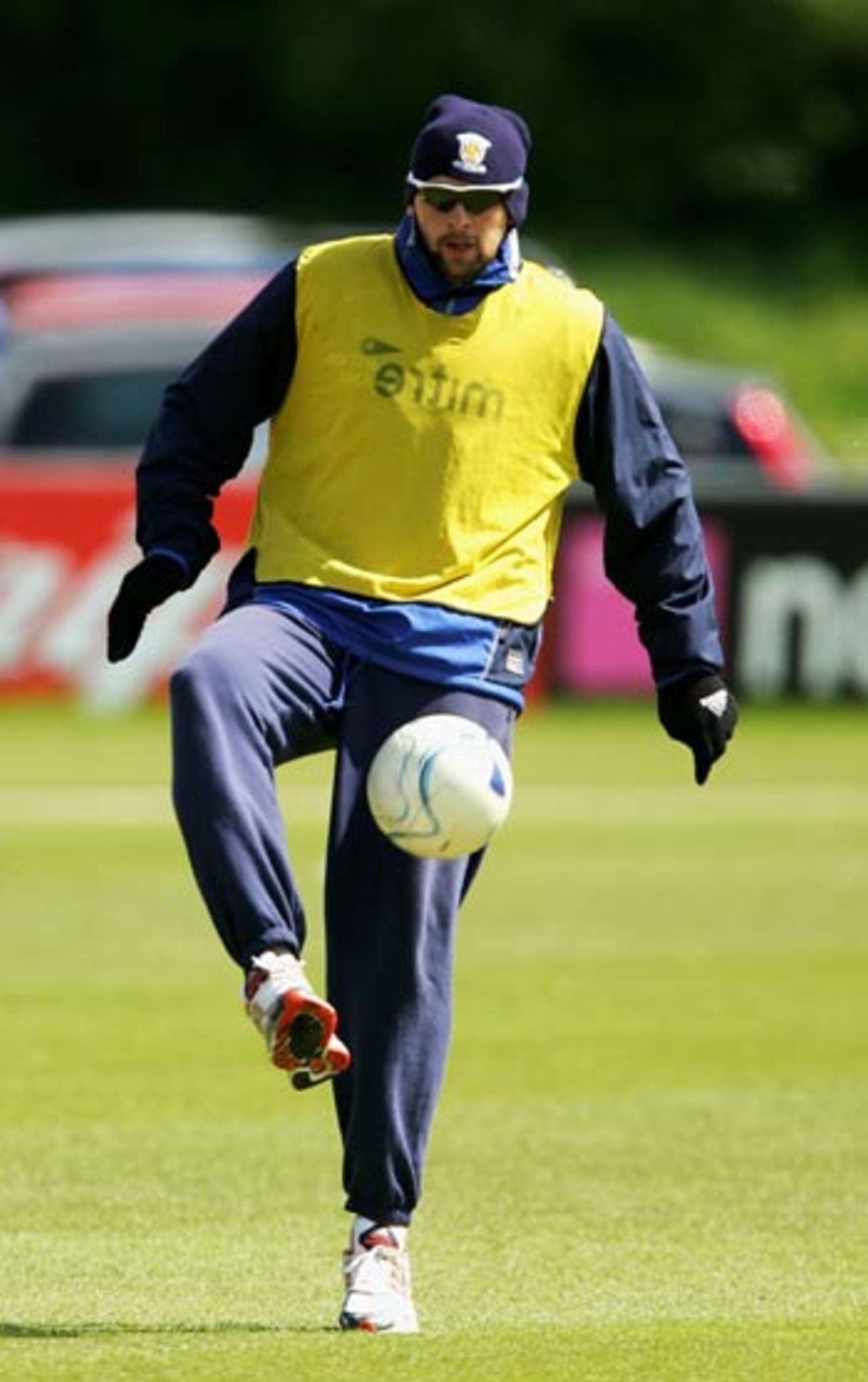 Steve Harmison puts his Newcastle United experience to good use during a training session, Durham v Sussex, Chester-le-Street, May 23, 2006
