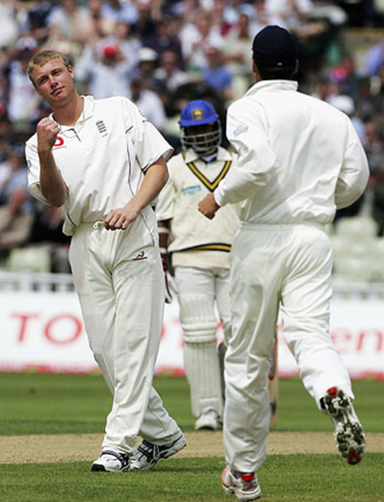 Andrew Flintoff dismisses Tillakaratne Dilshan, England v Sri Lanka, 2nd Test, Edgbaston, May 25, 2006