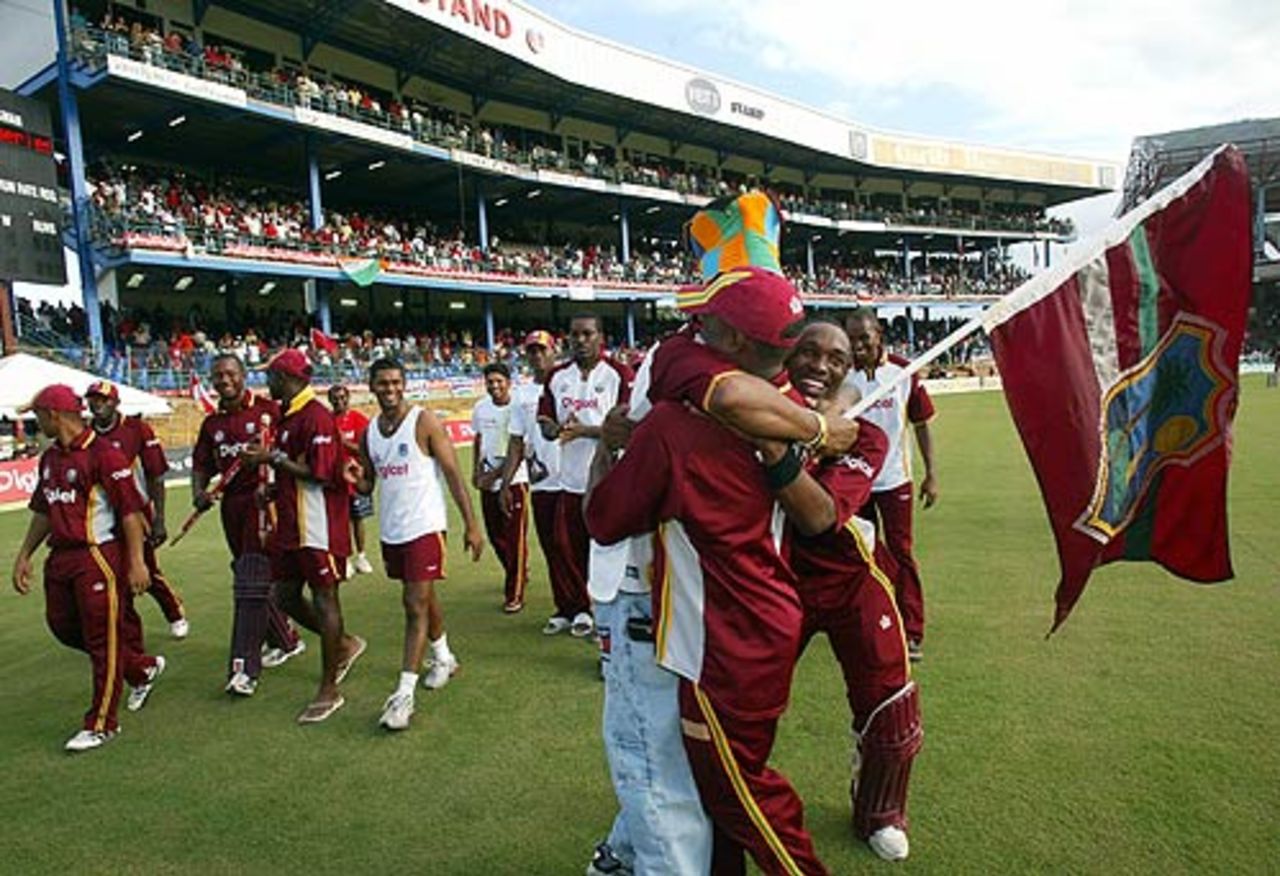 Dwayne Bravo is the centre of attention after West Indies' spirited win, West Indies v India, 4th ODI, Trinidad, May 26, 2006