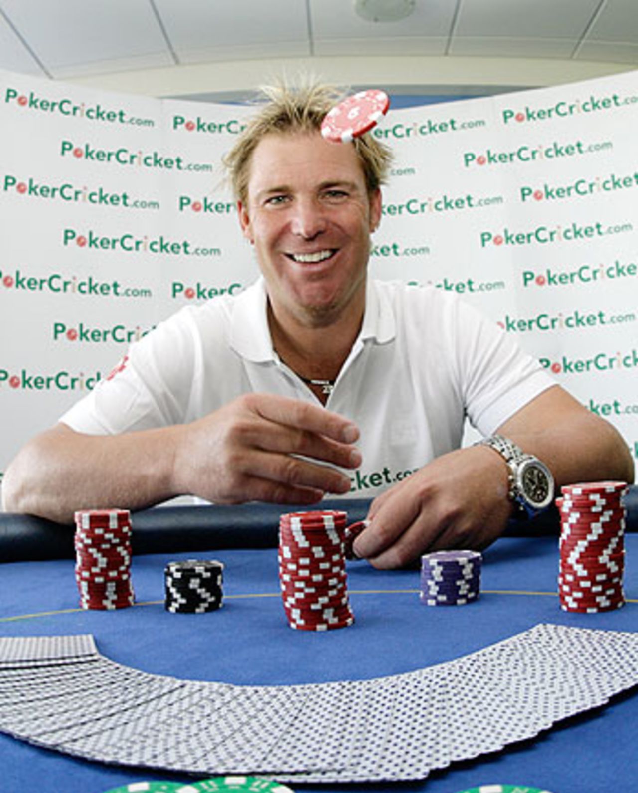 Shane Warne launches pokercricket.com