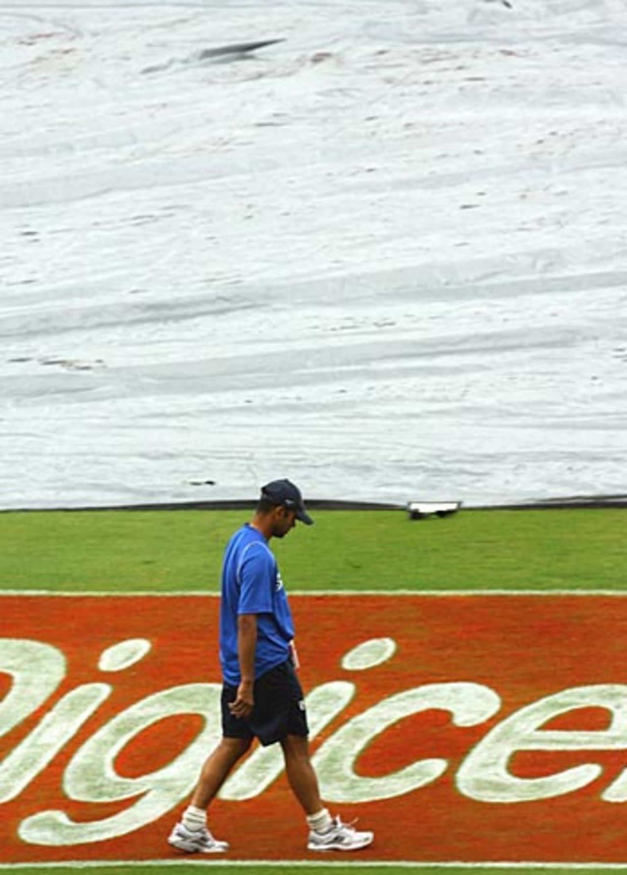 The lonely figure of Rahul Dravid contemplates a fourth-day washout, West Indies v India, 2nd Test, St Lucia, 4th day, June 13, 2006
